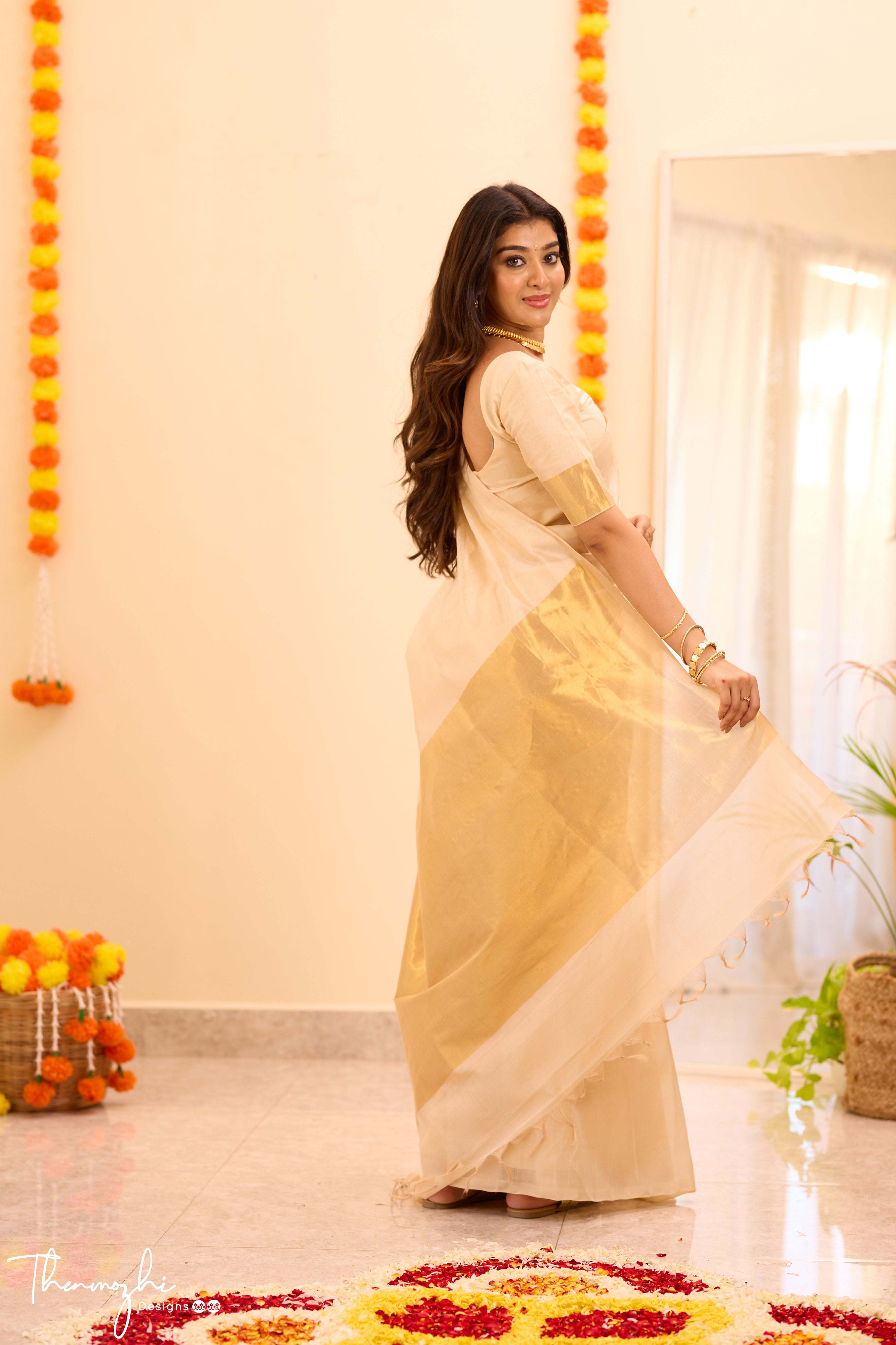 Kanchi Silk Cotton Half White Saree