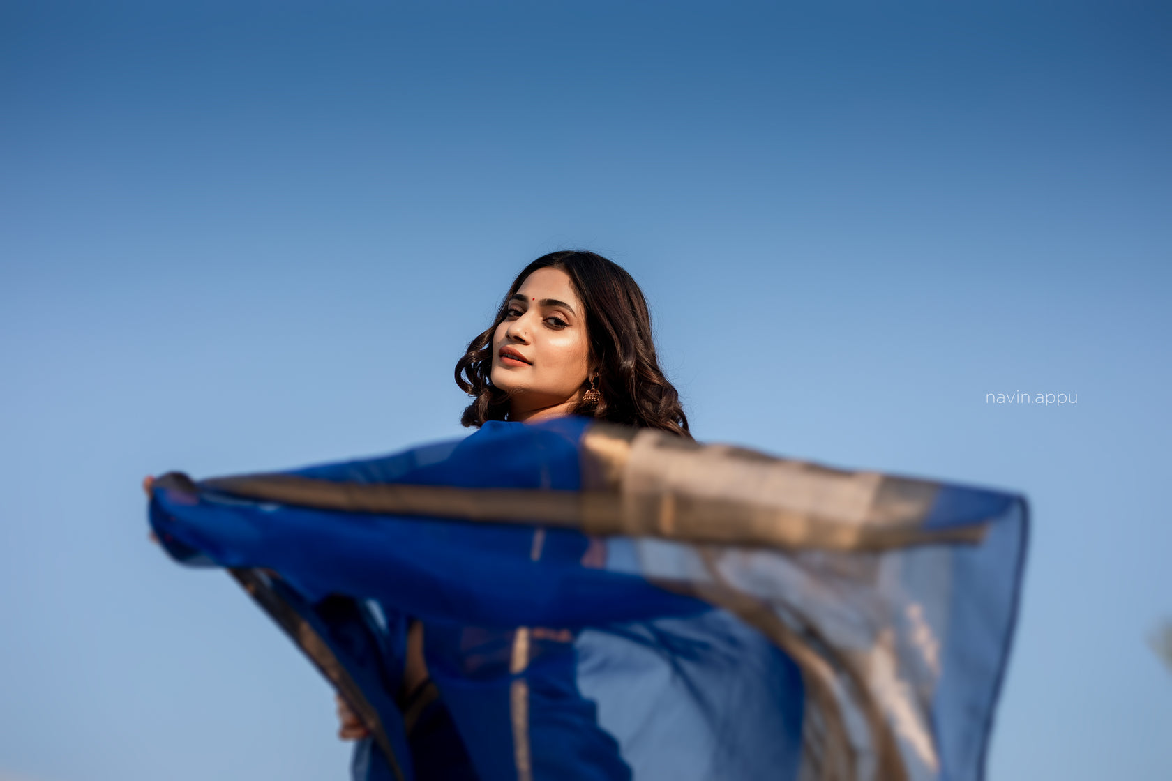 Blue Magic Maheshwari Silk Cotton Saree with Jute Pallu