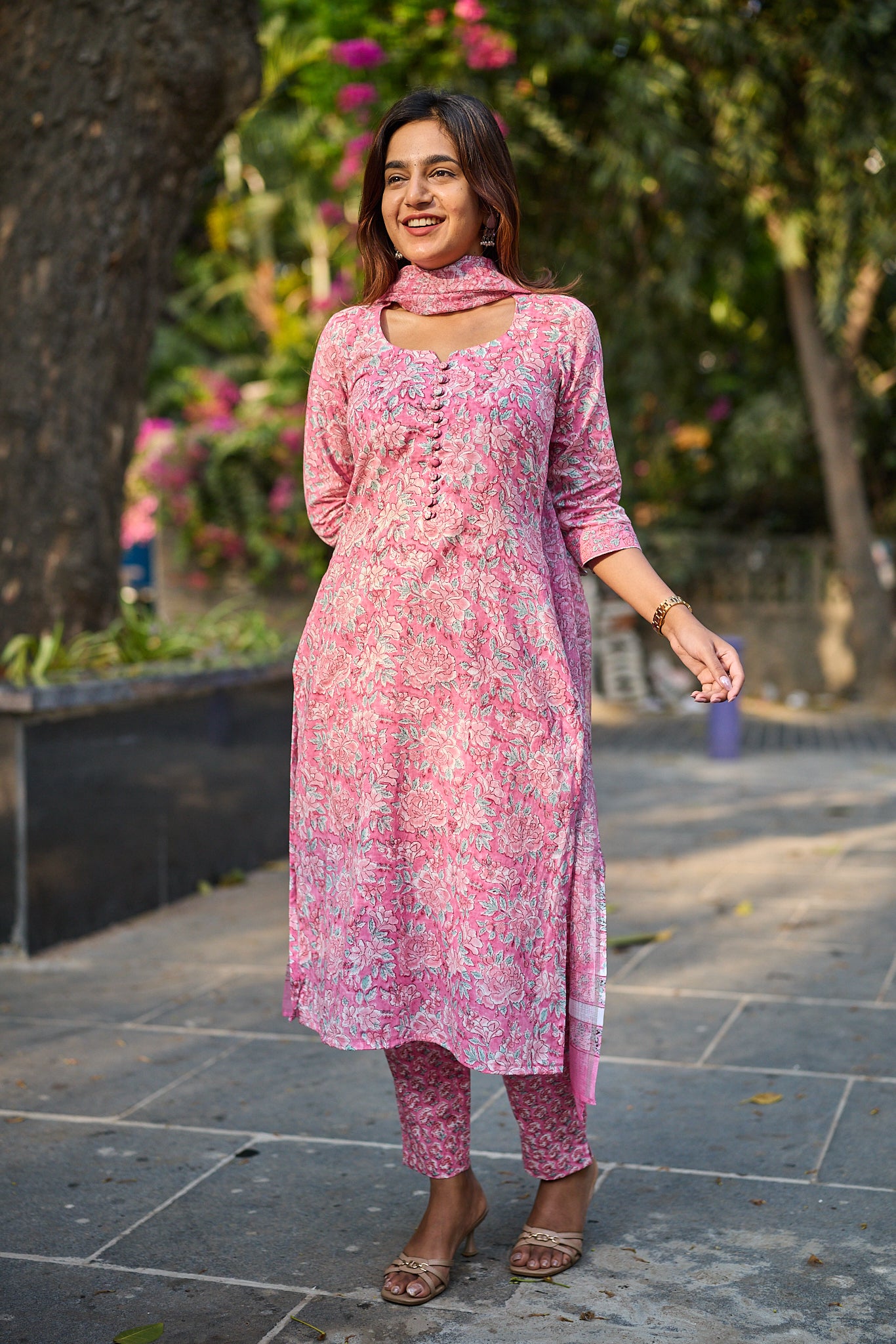 Rose Meadow with White Floral Print Cotton Salwar Suit with Kota Dupatta