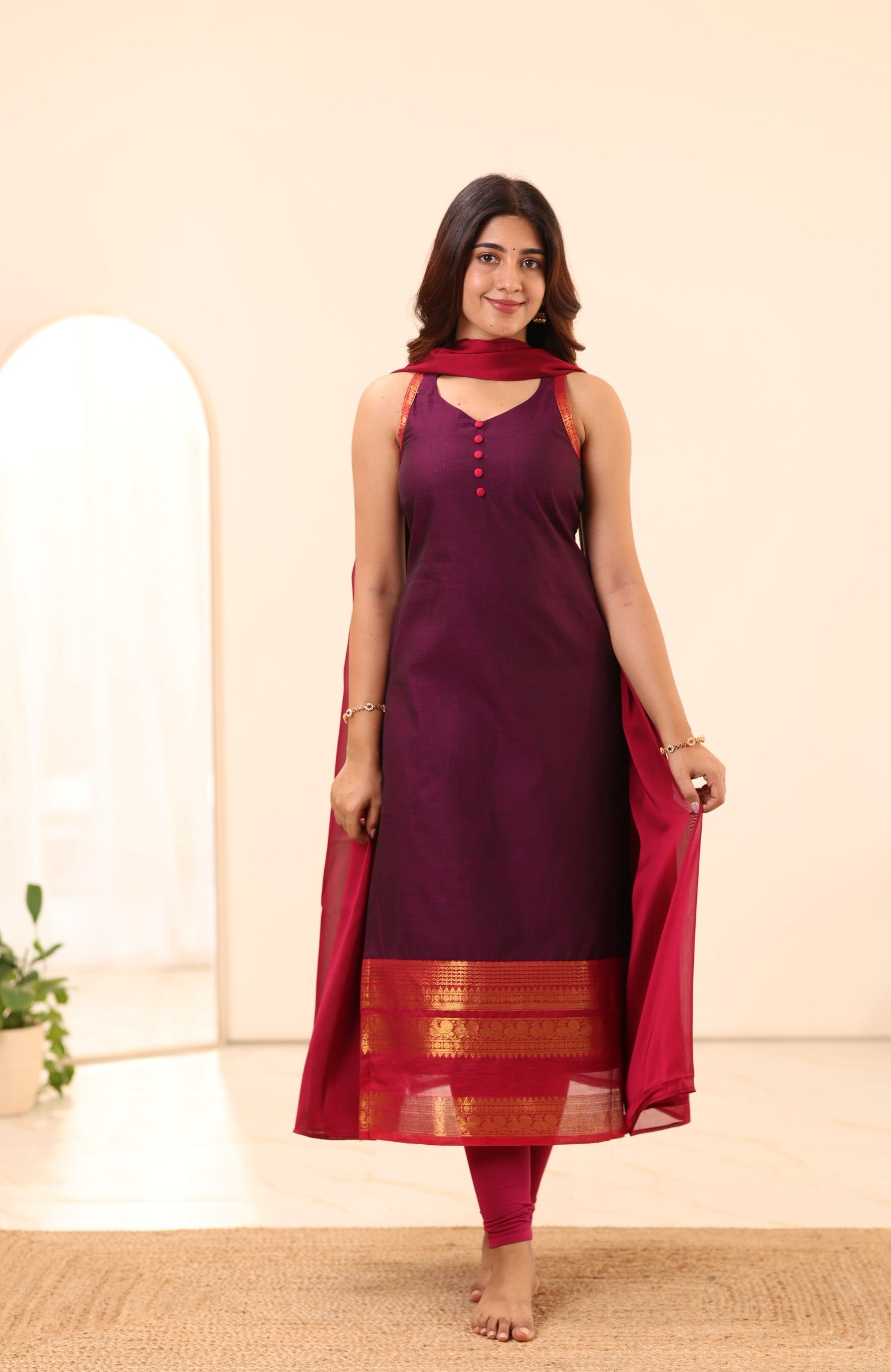 Wine Purple with Megenta Zari Border Chettinad Cotton Top and Dupatta