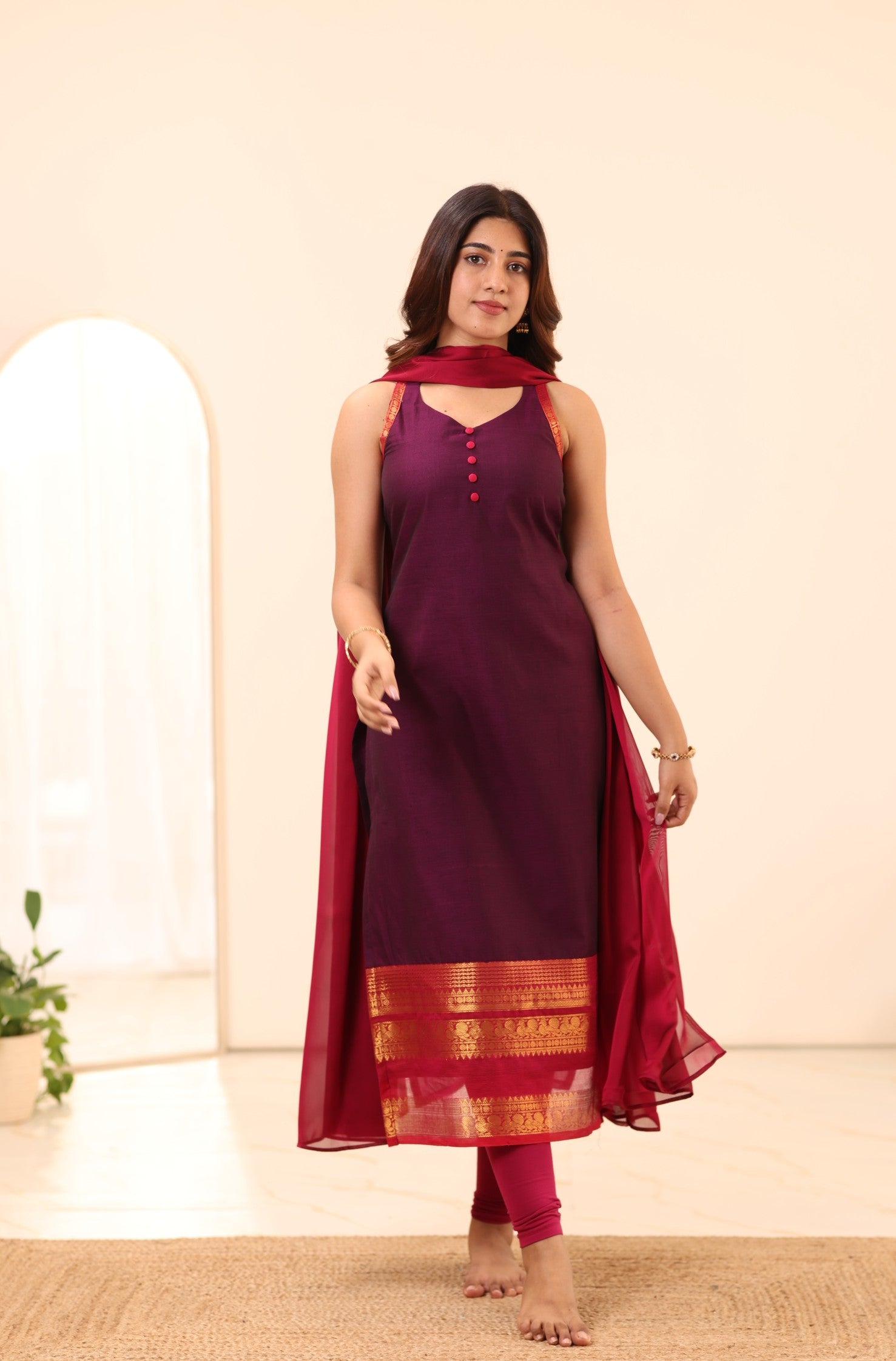 Wine Purple with Megenta Zari Border Chettinad Cotton Top and Dupatta