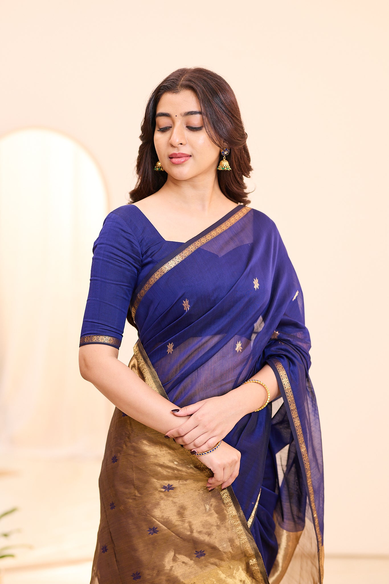 Deep Navy Blue with Antique Gold Maheshwari Silk Cotton Saree
