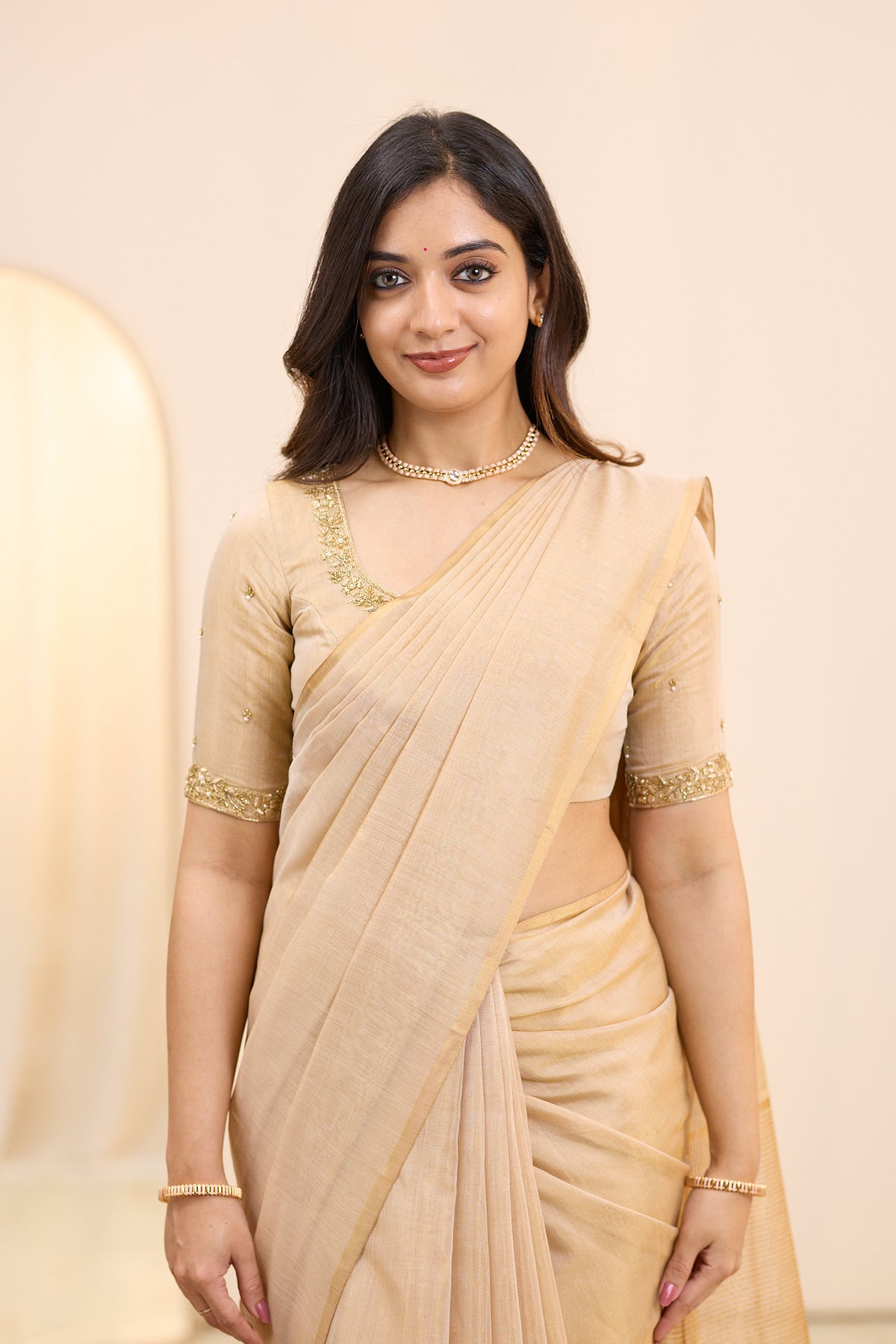 Champagne Glow Maheshwari Tissue Silk Cotton Saree