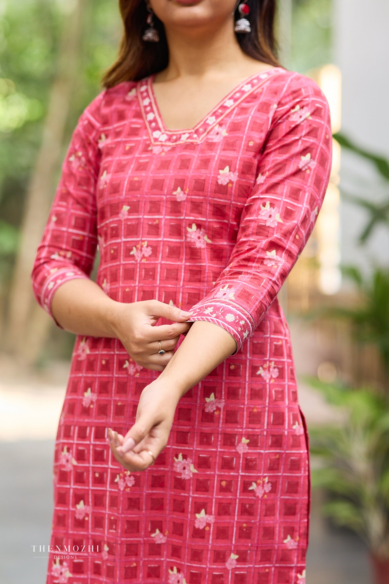 Deep Rose Red Pink Kurta with White Grid Checks and Floral Motifs