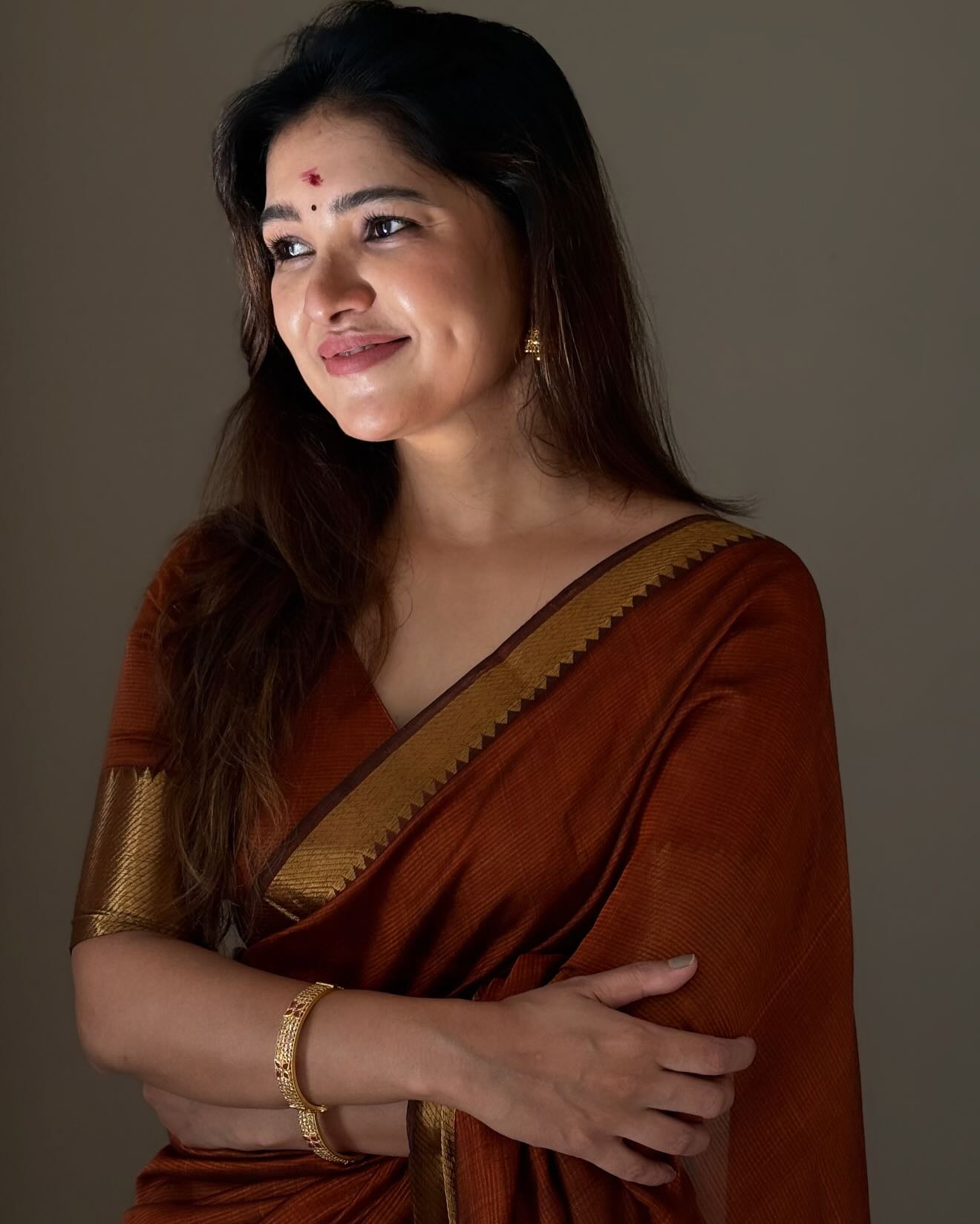 Vanibhojan Rust Orange Mangalagiri Handwoven Saree