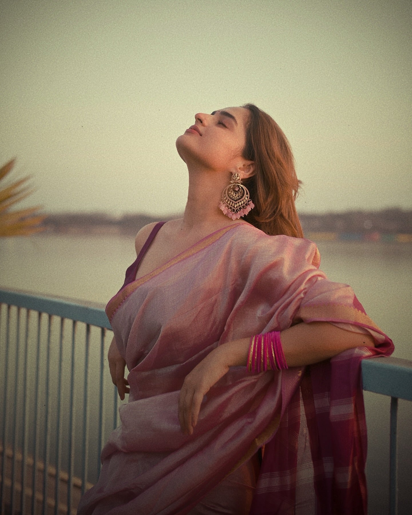 Ayesha Khan Light Pink and Dark Pink Handwoven Mangalagiri Semi Silk Cotton Saree