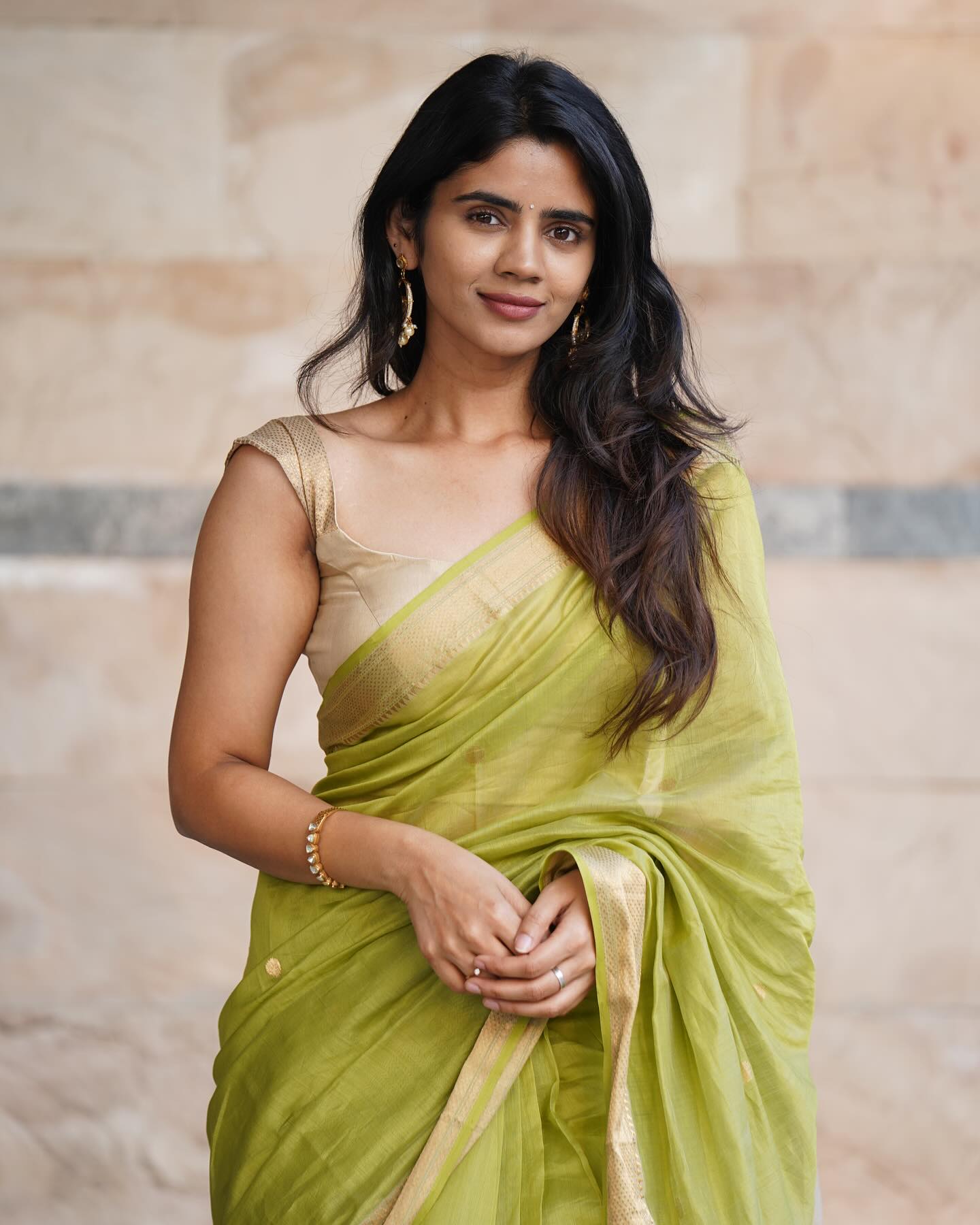 Soundariya Nanjundan Light Green Maheshwari Silk Cotton Handloom Saree