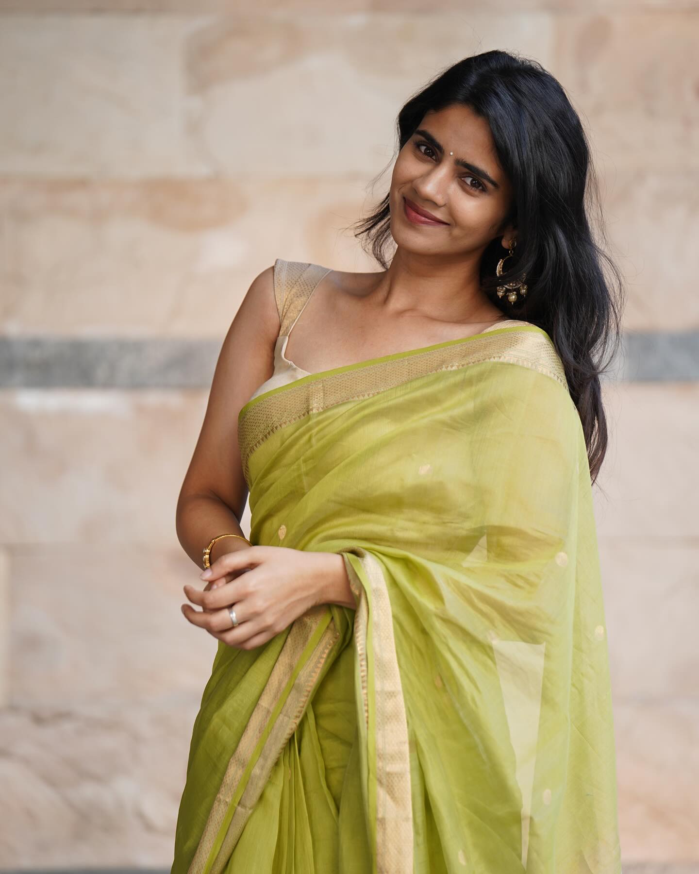 Soundariya Nanjundan Light Green Maheshwari Silk Cotton Handloom Saree