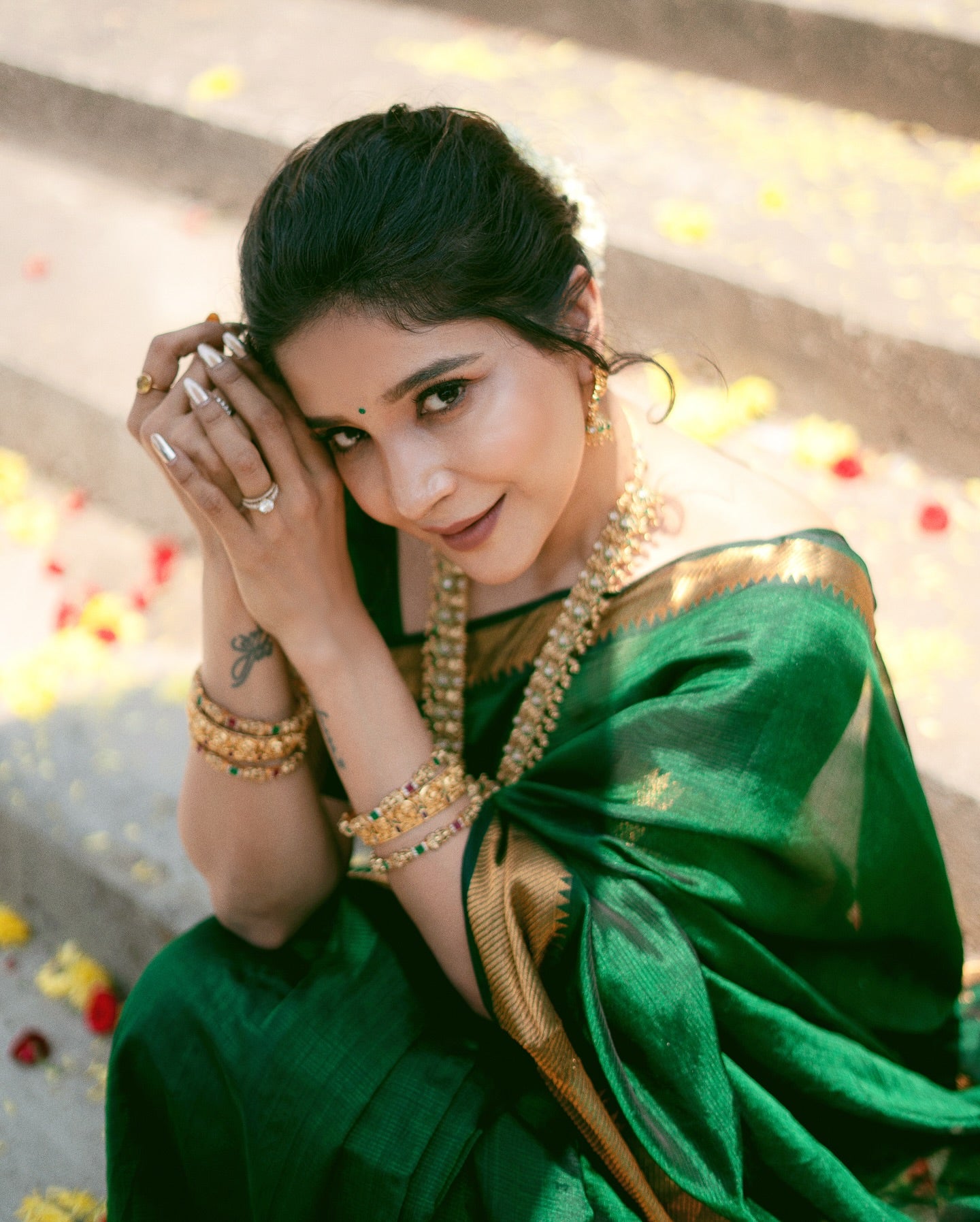 Sakshi Agarwal Radiant Green Handwoven Mangalagiri Silk Cotton Saree