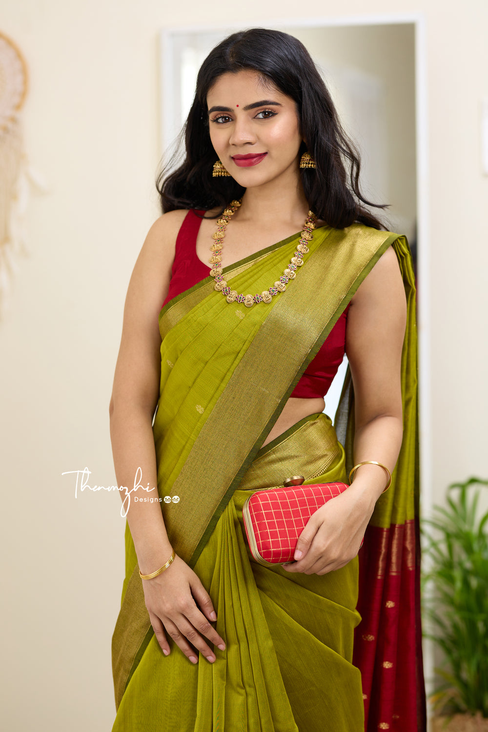 Olive Green and Red (Big Border)
