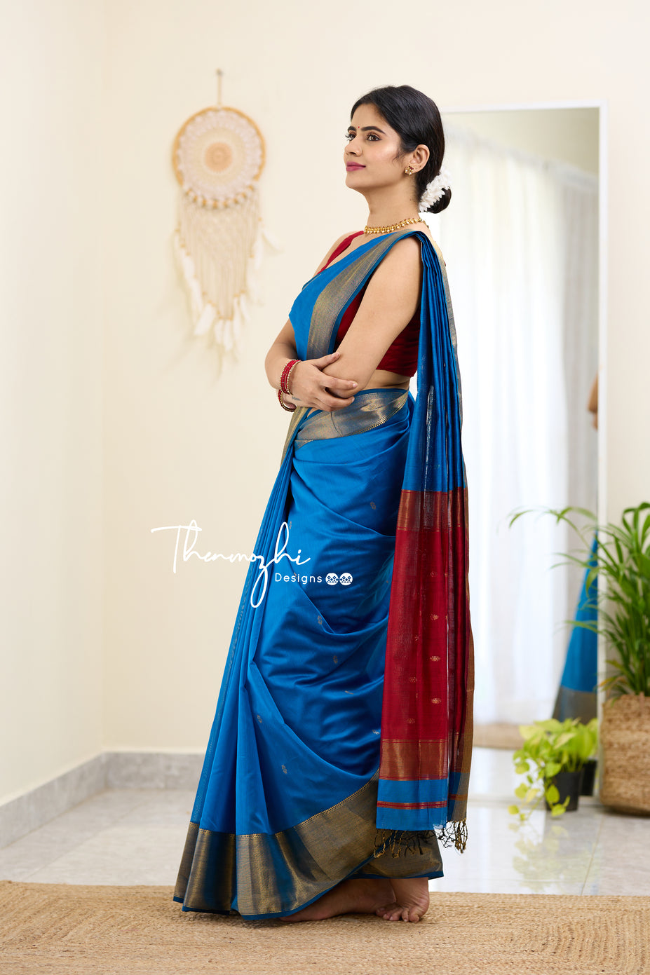Blue and Red (Big Border) Maheshwari Silk Handloom Cotton Saree