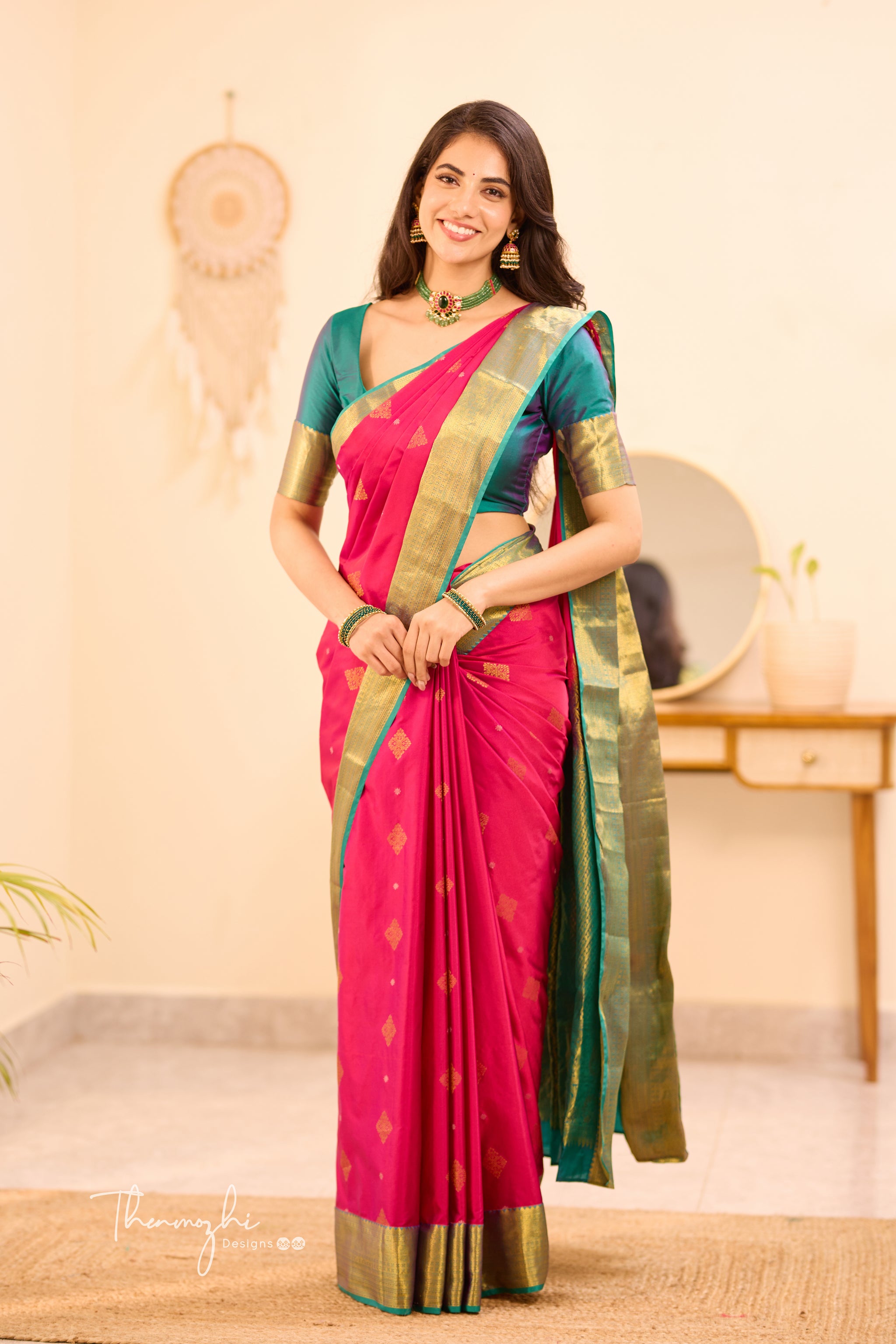 Monochrome Series : Semi Kanchi Silk Saree - Dark Blue Black
