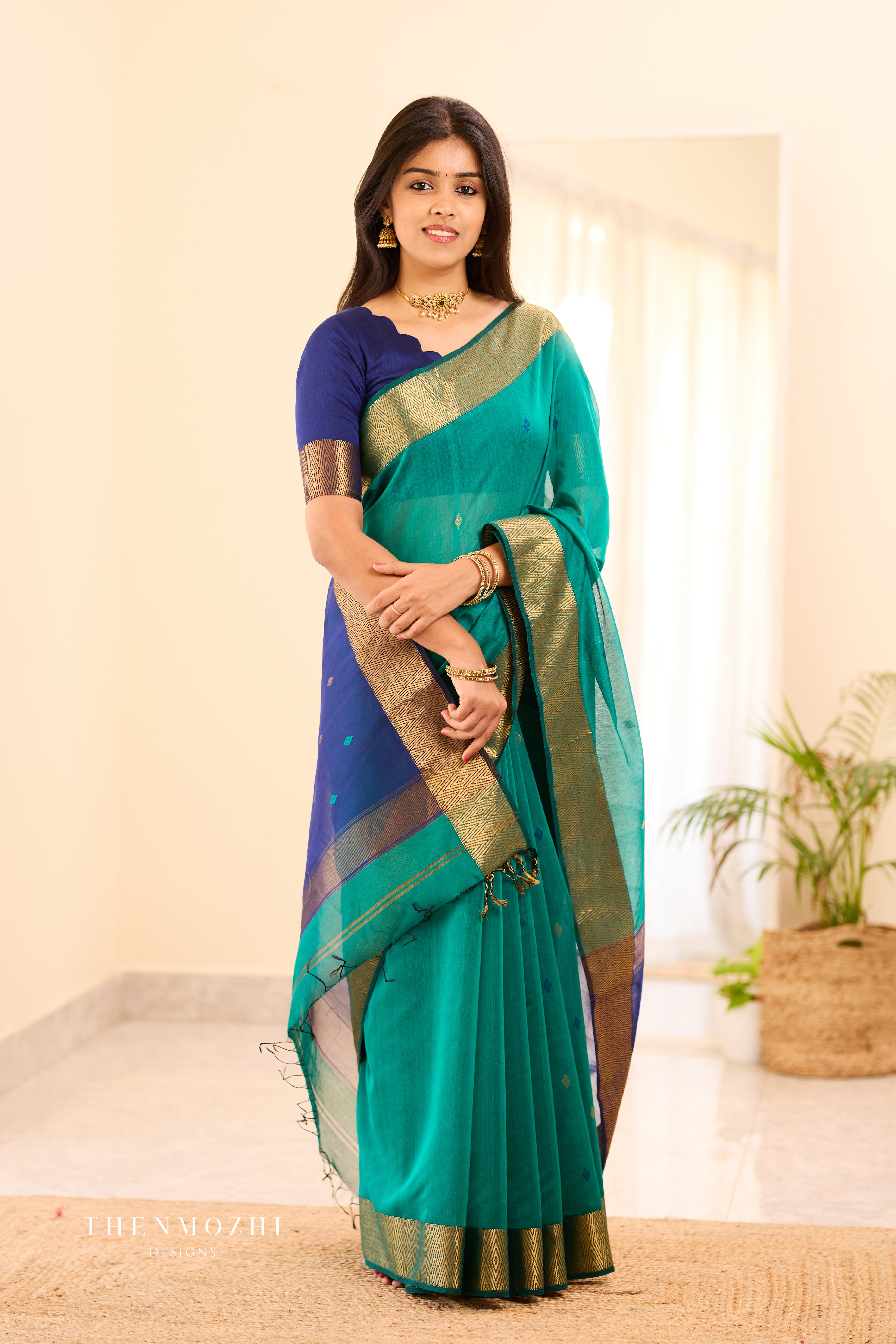 Green and Blue Maheshwari Silk Cotton Handloom Saree