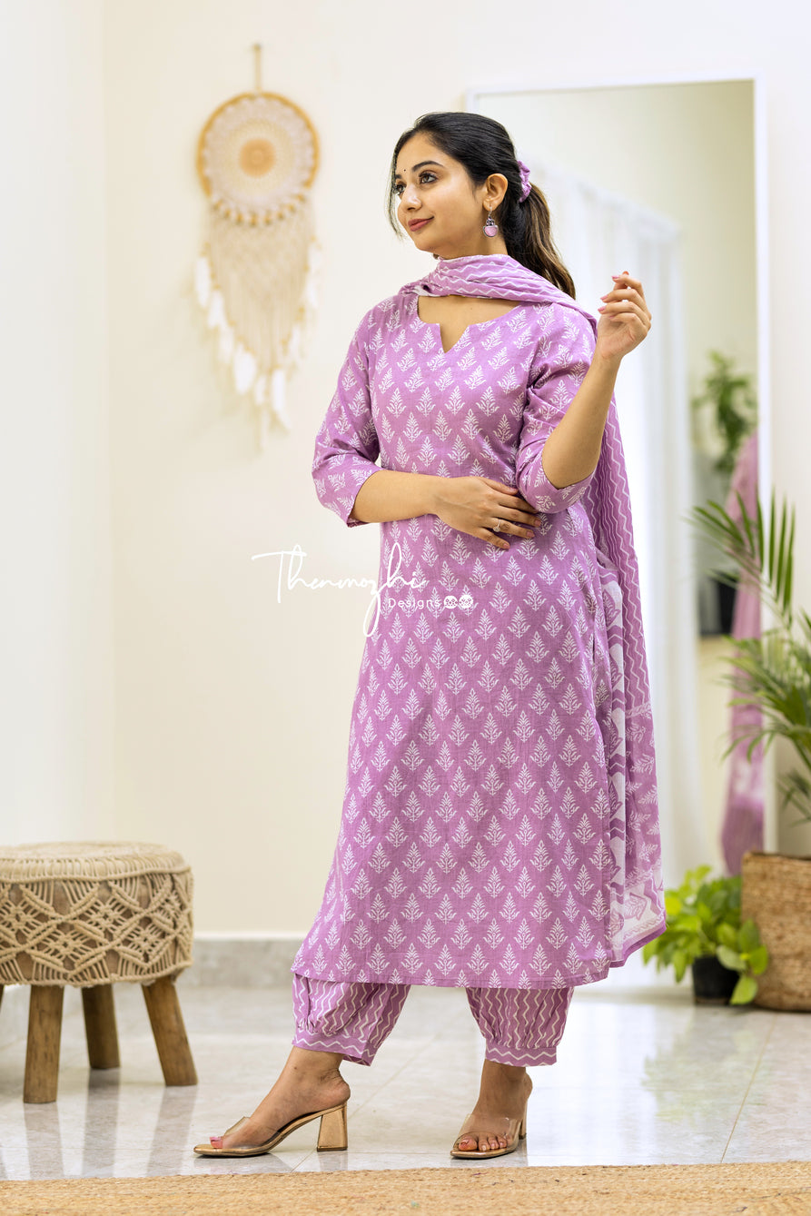 Dharsha - Lilac Cotton Suit Set with Cotton Dupatta