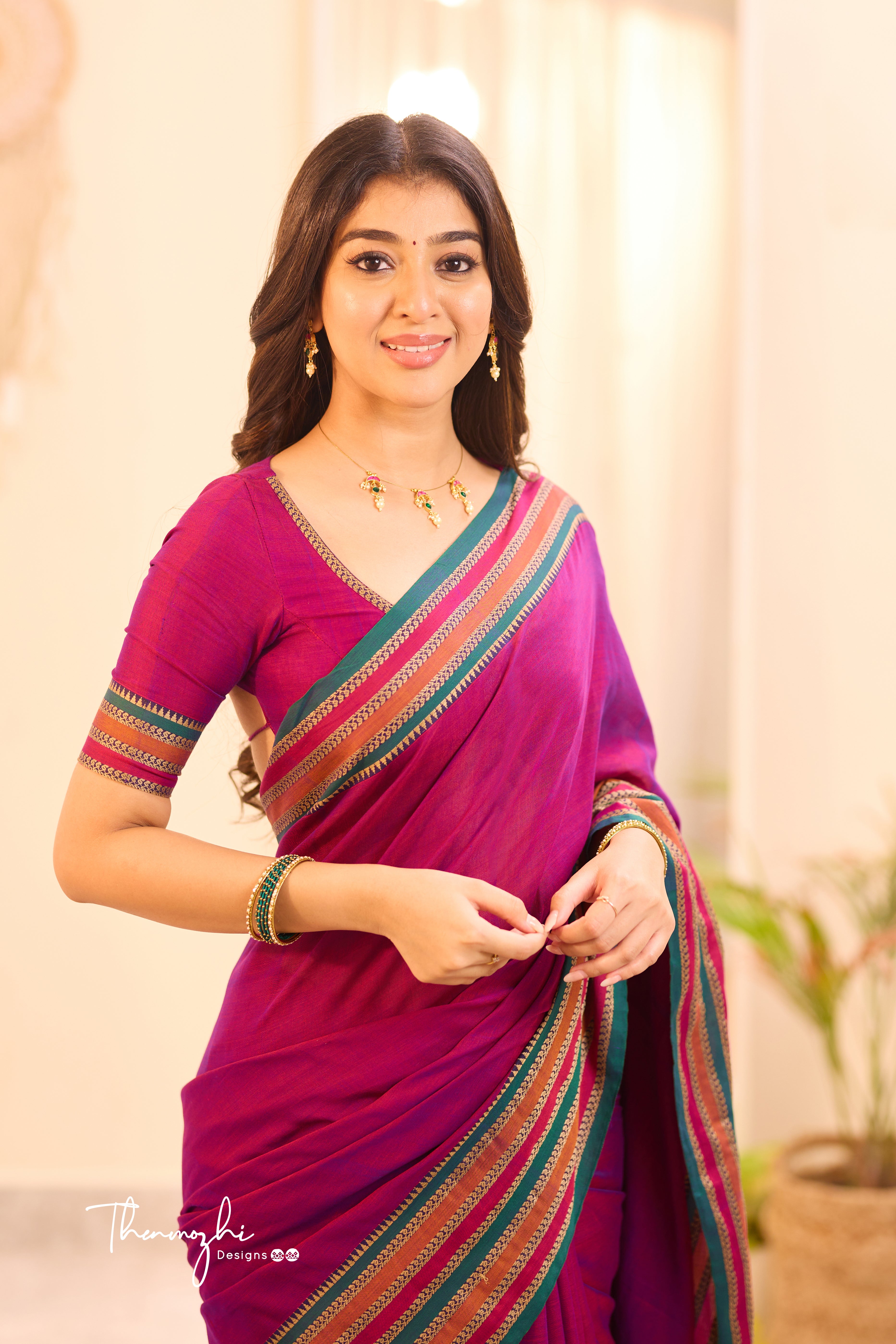 Magenta Narayanpet Big Border Saree