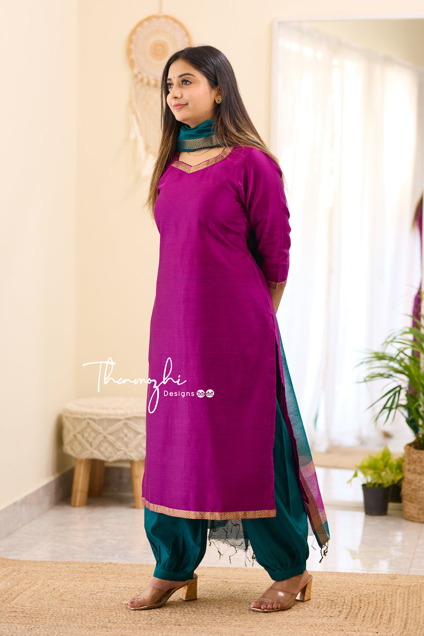 Maheshwari Silk Cotton Suit 07