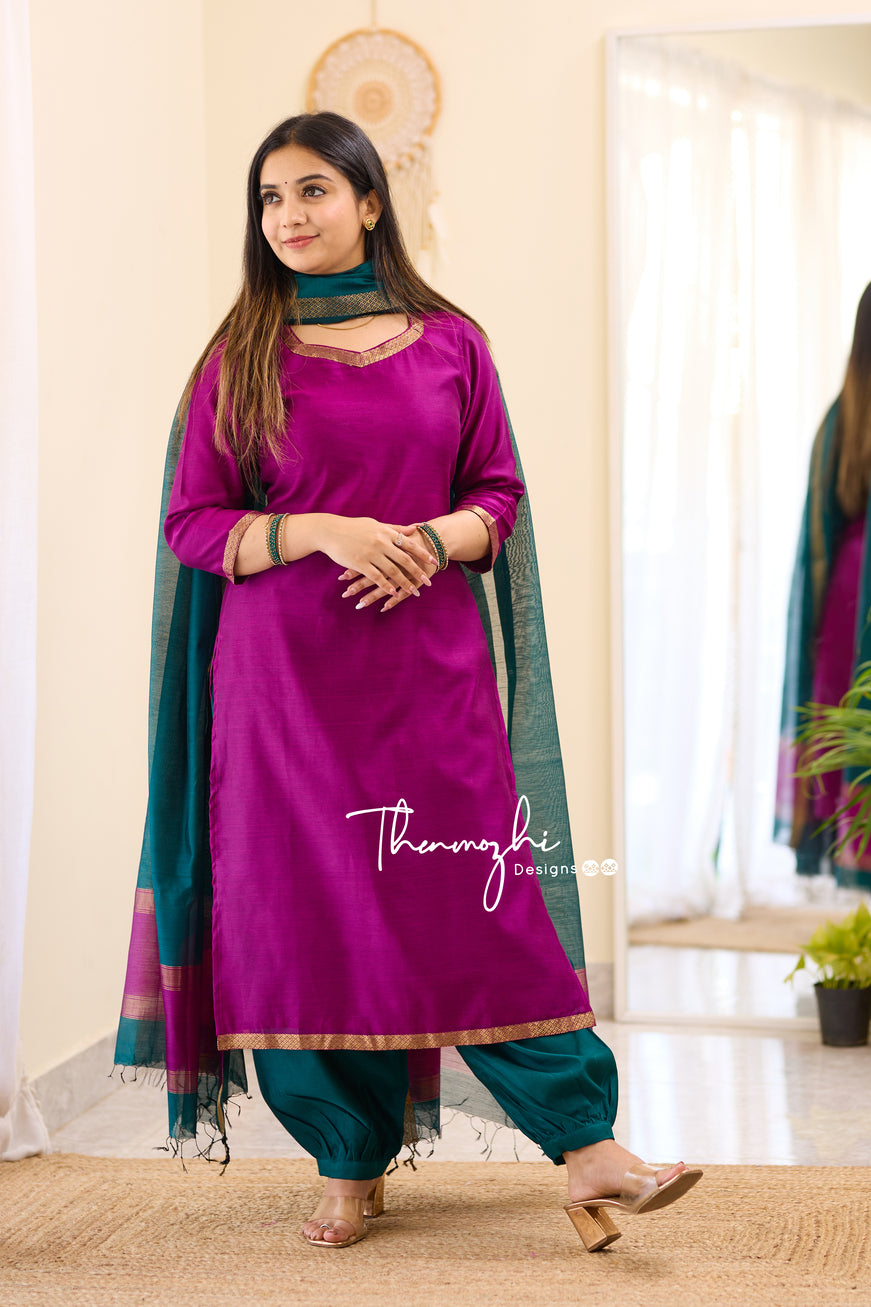 Maheshwari Silk Cotton Suit 07