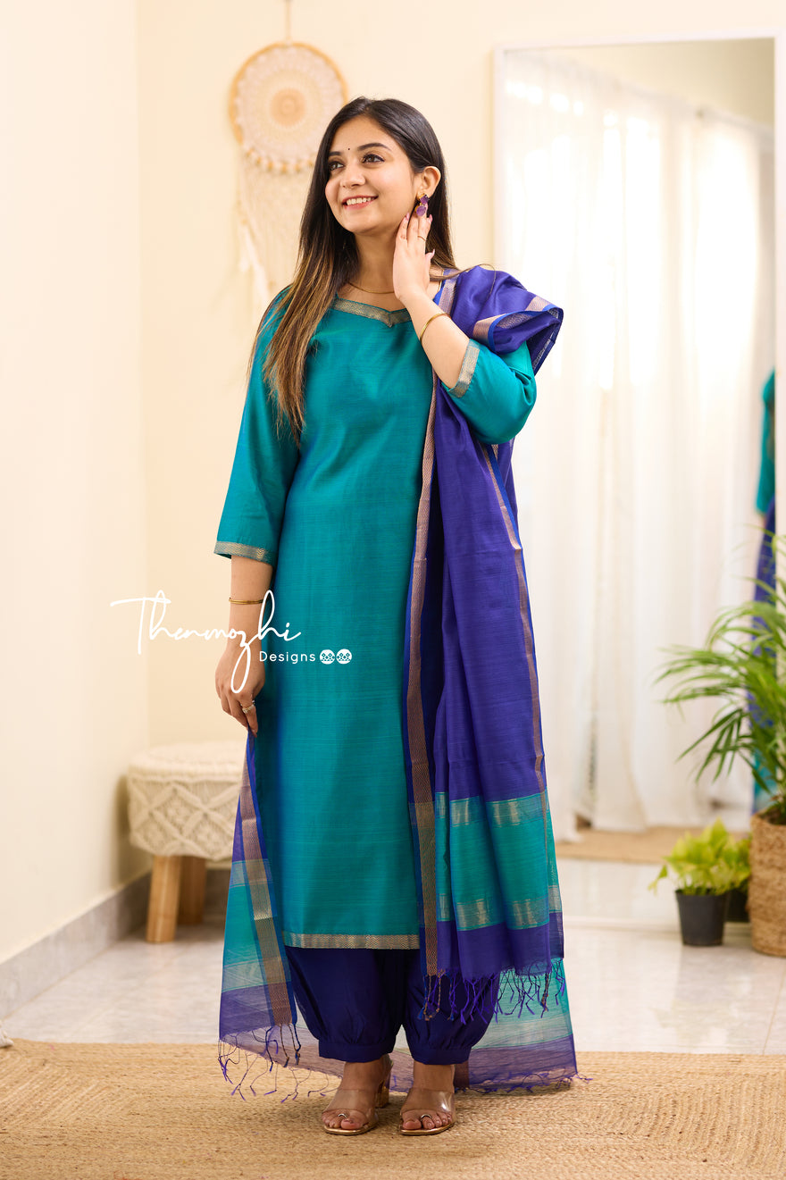 Maheshwari Silk Cotton Suit 16