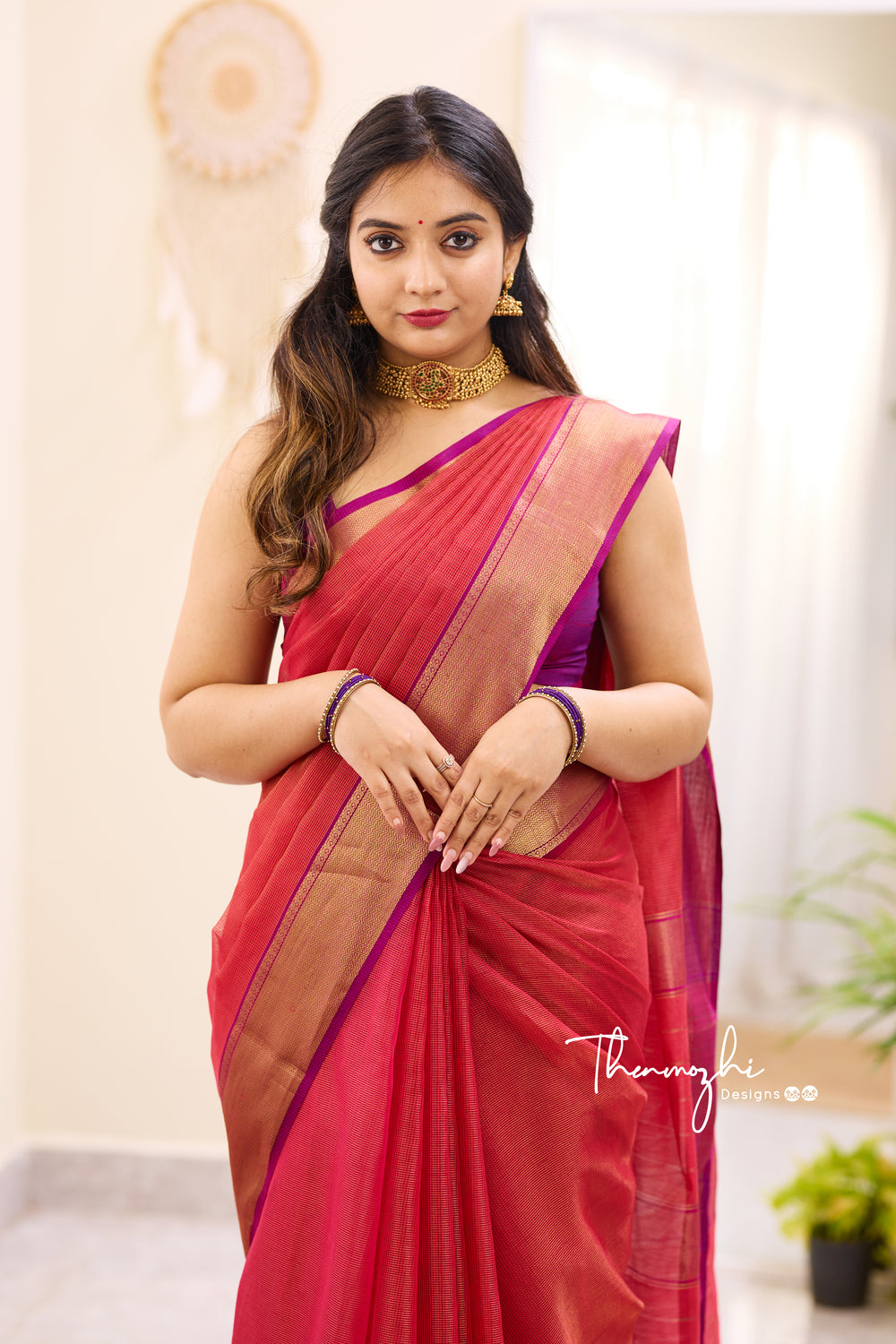 Hridaya Red Maheshwari Tissue Silk Handloom Cotton Saree