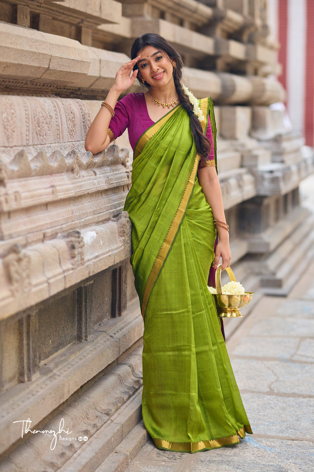Green and Magenta Handwoven Mangalagiri Semi Silk Cotton Saree