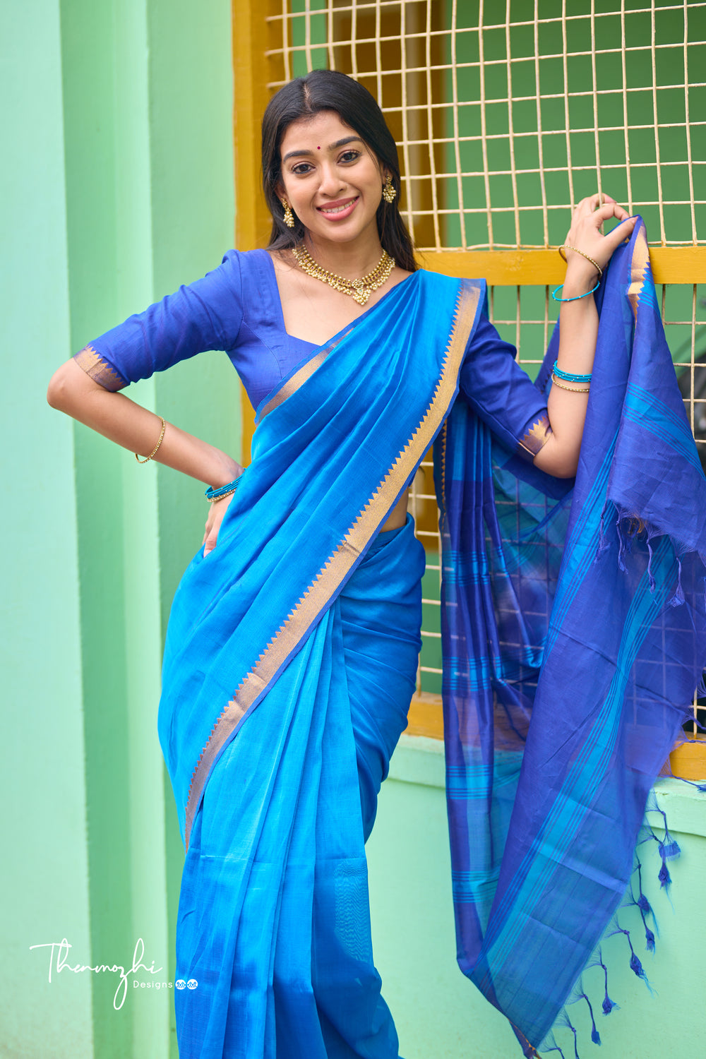 Light Blue and Dark Blue Handwoven Mangalagiri Semi Silk Cotton Saree