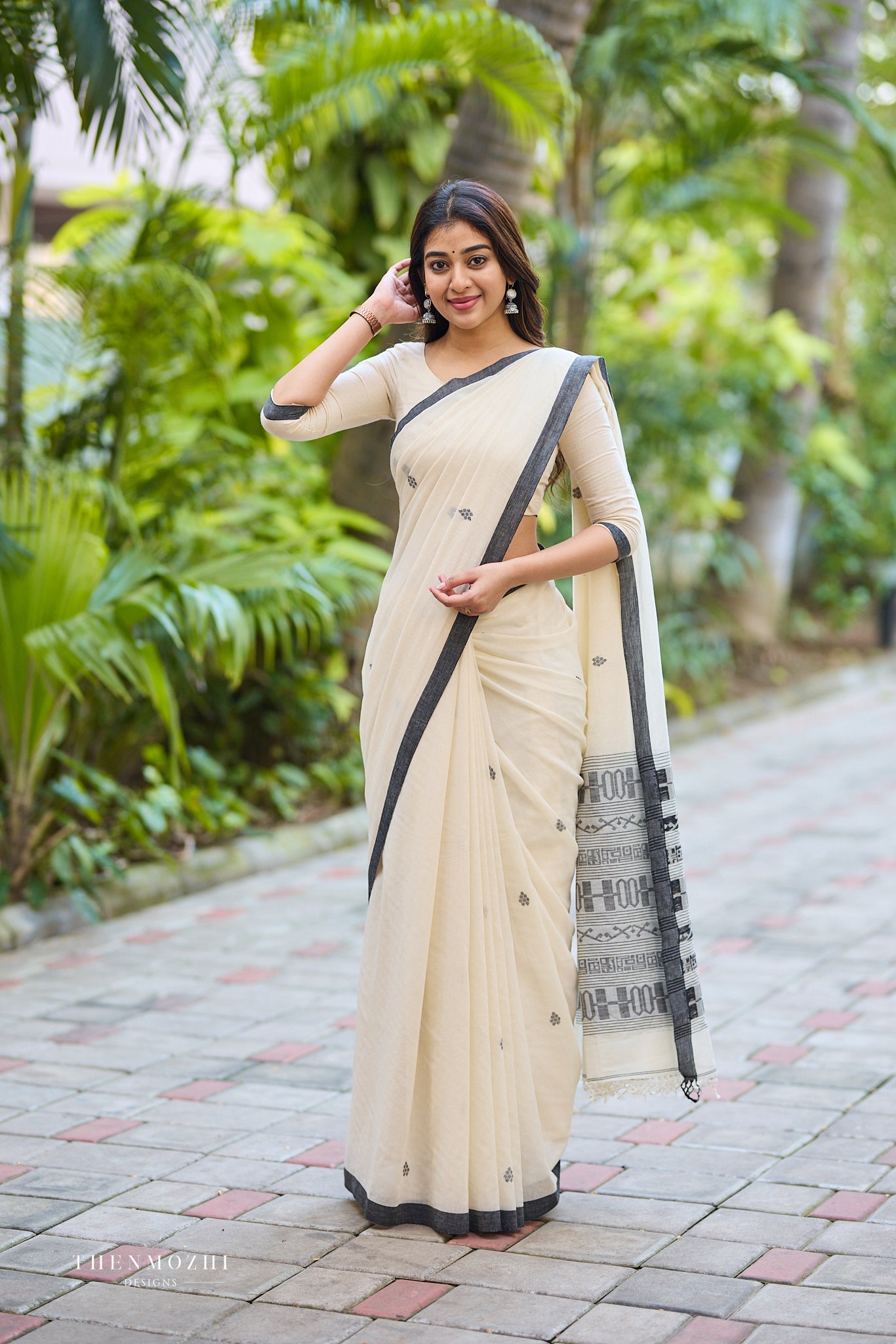 White Feather Bengal Cotton Saree
