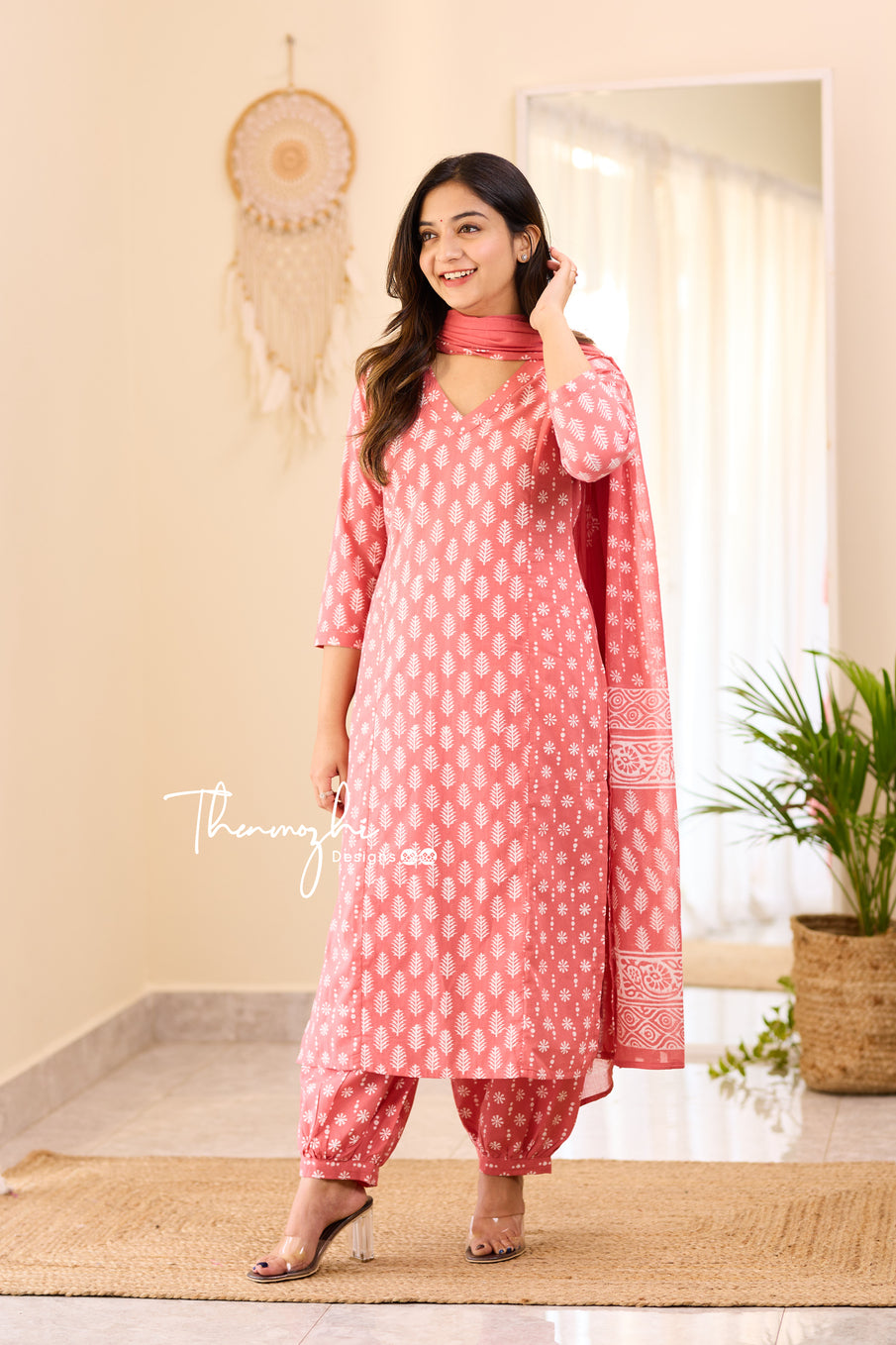 Dira - Pink Cotton Suit Set With Cotton Dupatta
