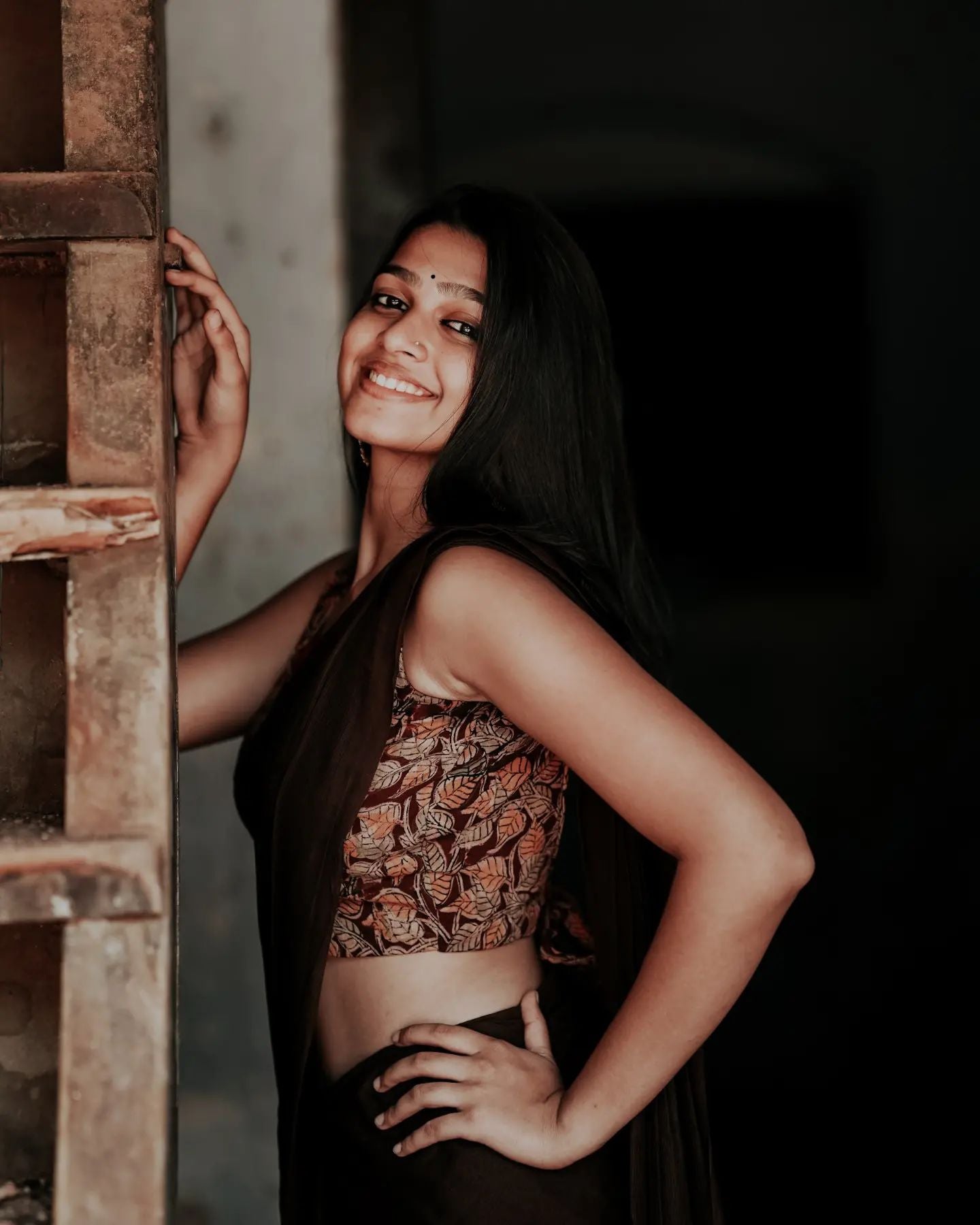Ananthika (Brown)