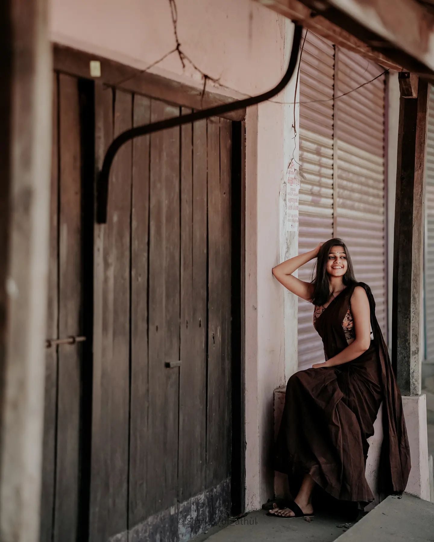 Ananthika (Brown)