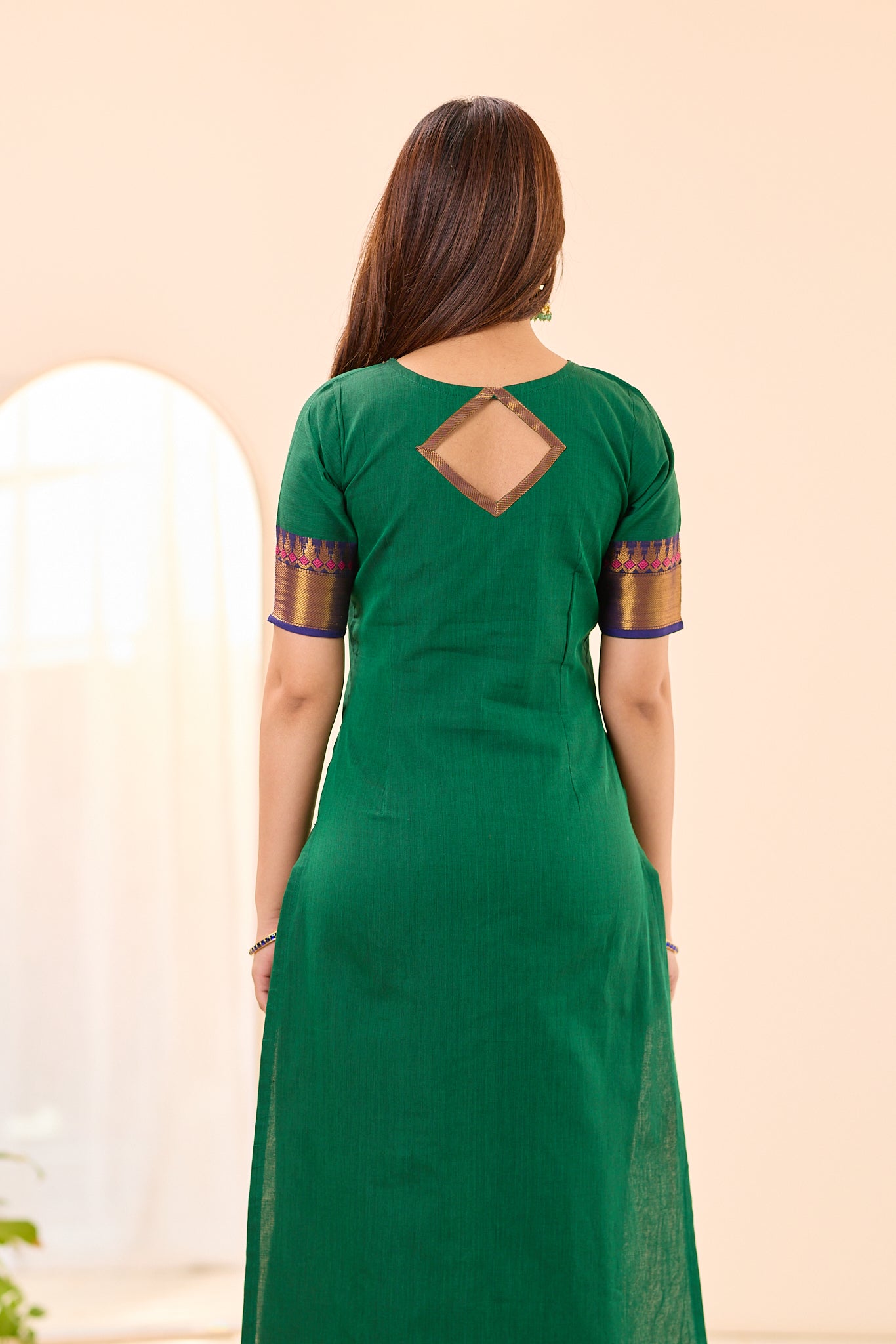 Bottle Green with Navy Blue Zari Border Chettinad Cotton Top and Dupatta