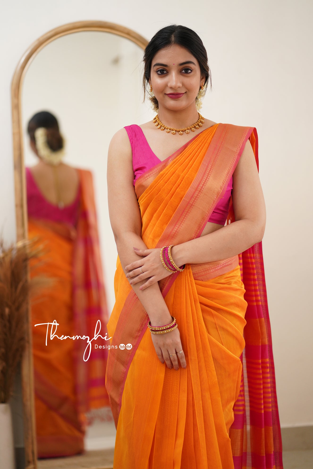 Diva (Orange) Maheshwari Silk Handloom Cotton Saree