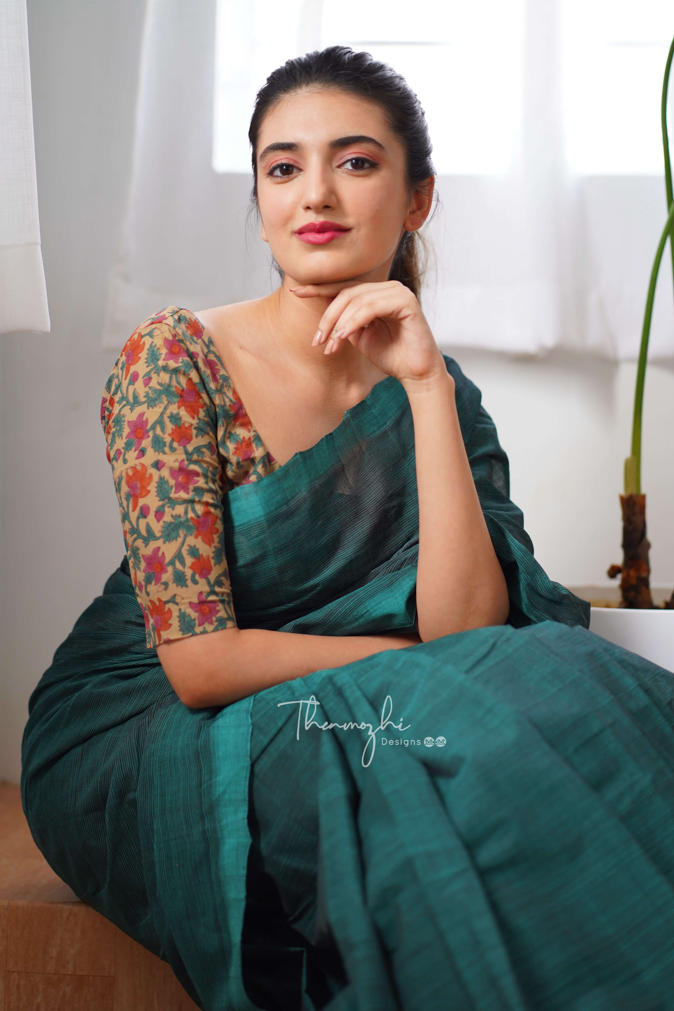 Angelica - Green Mangalagiri Plain Cotton Saree