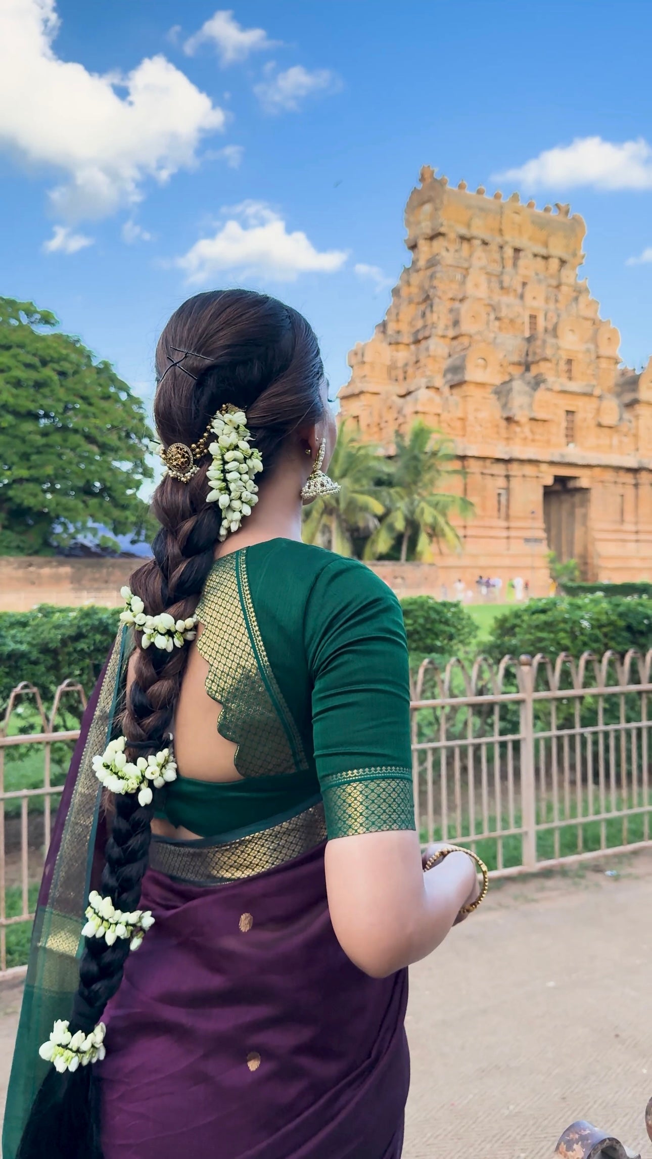 Luthuf Dark Wine Maheshwari Silk Cotton Handloom Saree