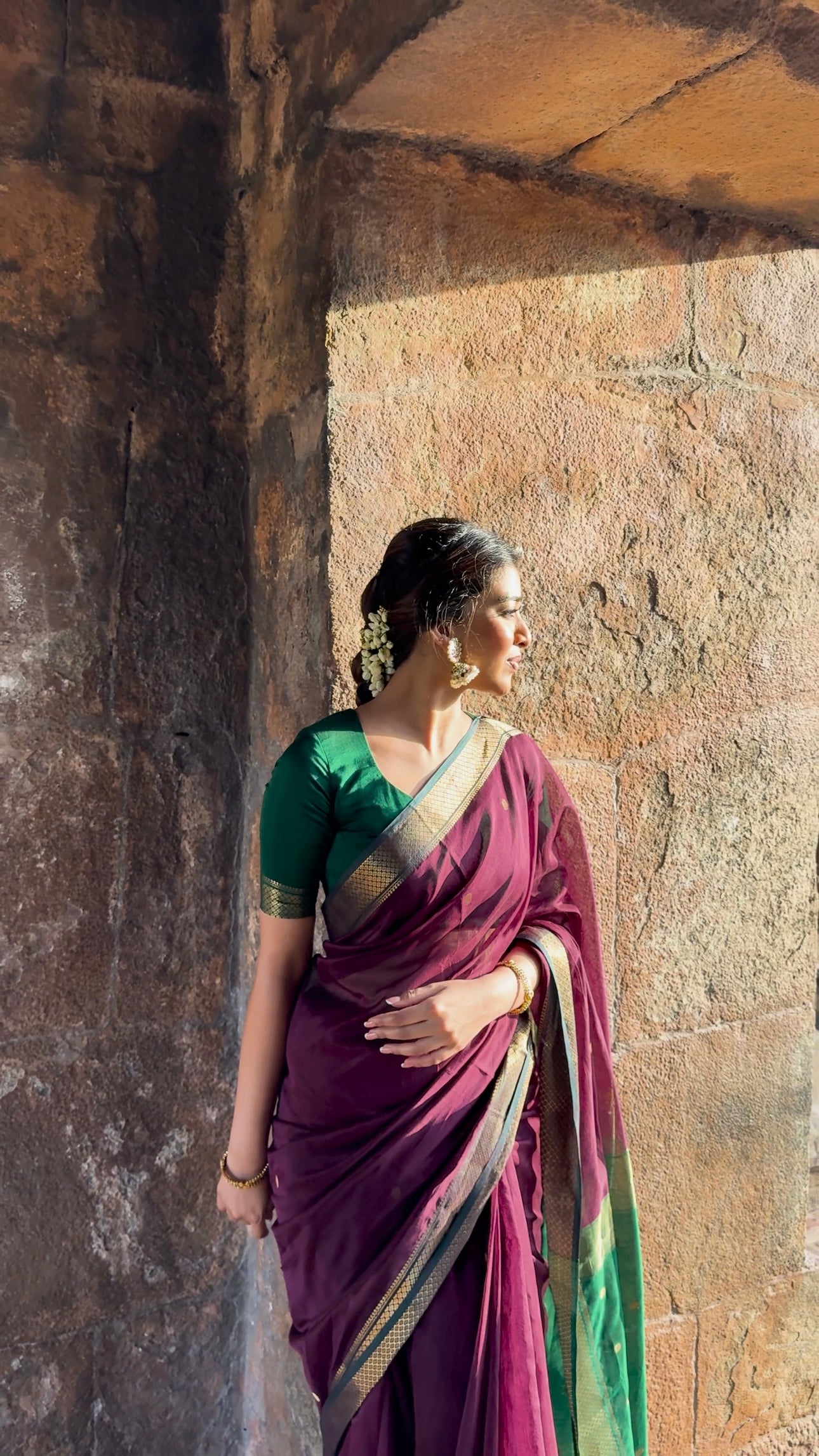 Luthuf Dark Wine Maheshwari Silk Cotton Handloom Saree