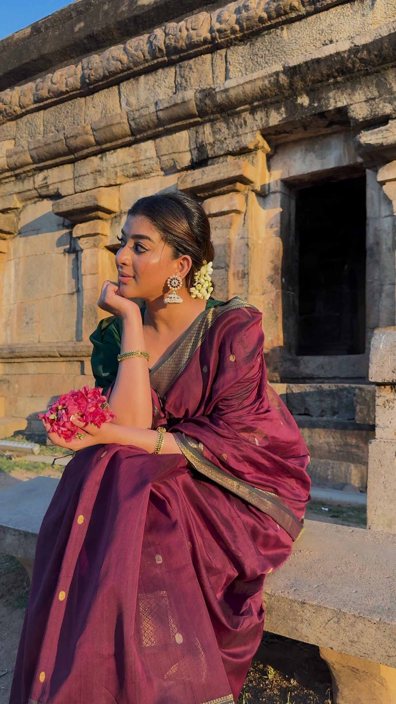 Luthuf Dark Wine Maheshwari Silk Cotton Handloom Saree