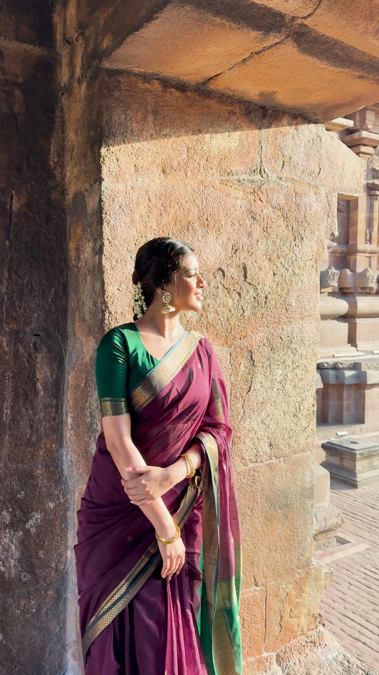 Luthuf Dark Wine Maheshwari Silk Cotton Handloom Saree