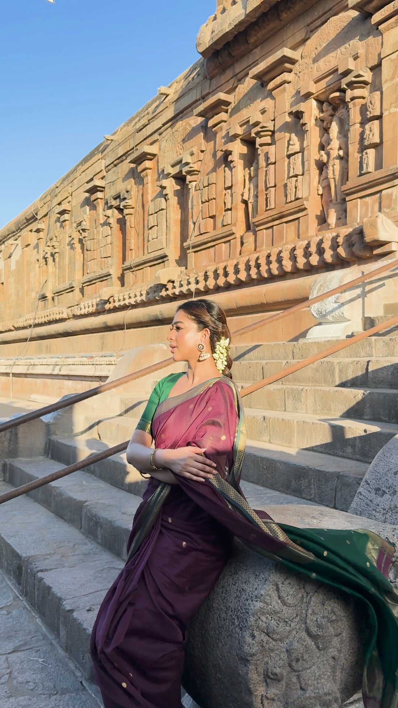 Luthuf Dark Wine Maheshwari Silk Cotton Handloom Saree