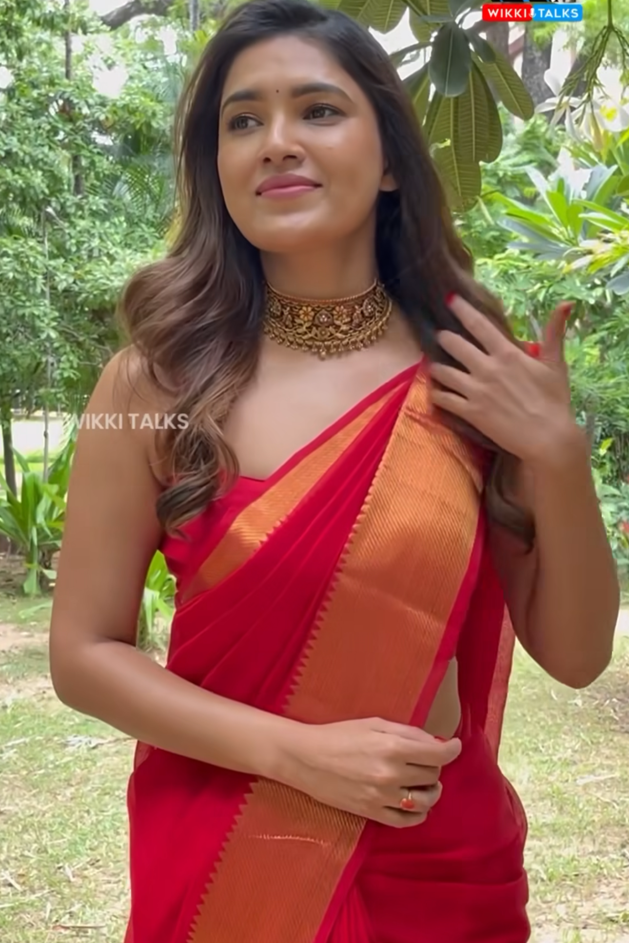 Vani Bhojan Red Handwoven Mangalagiri Silk Cotton