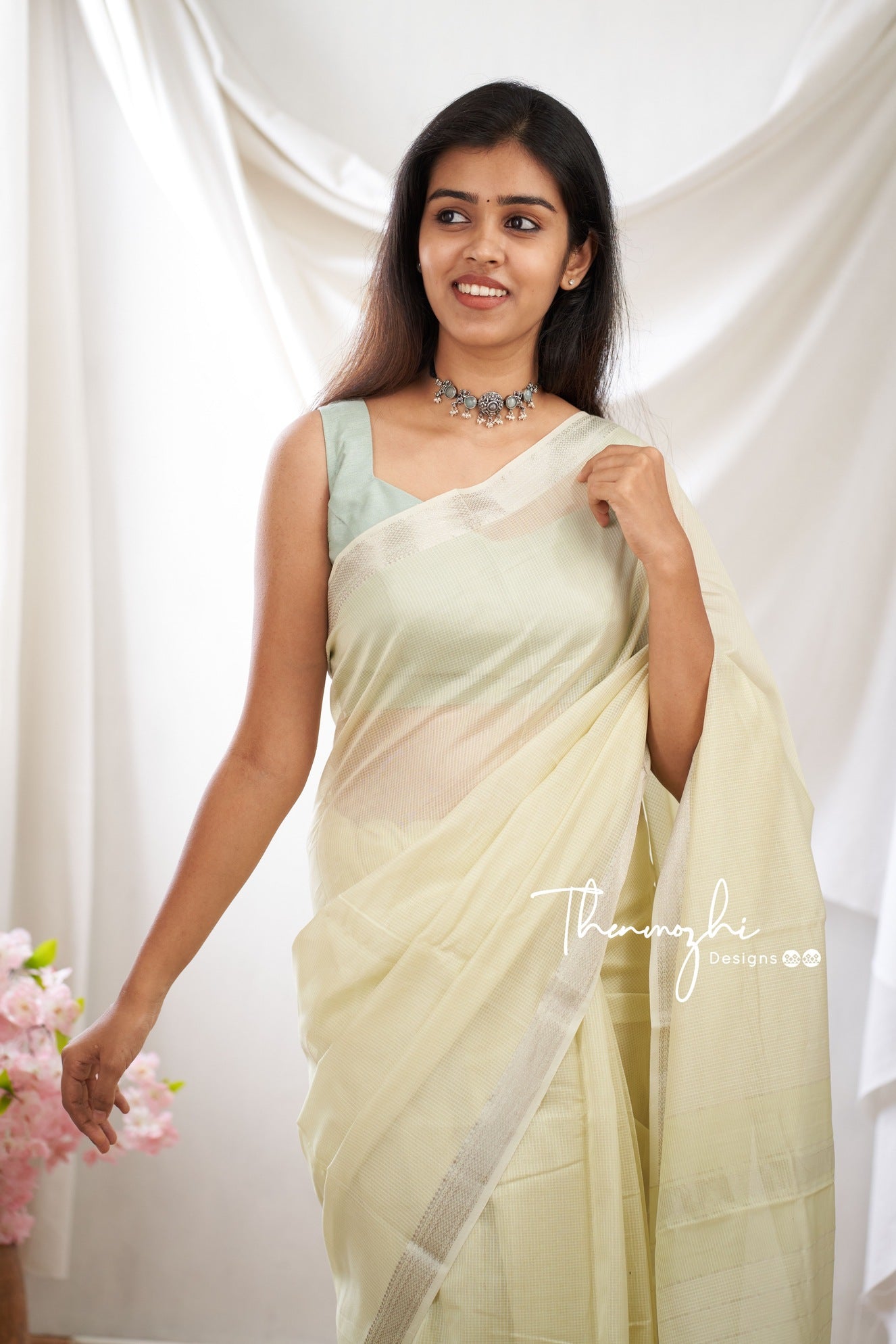 Green Delight Maheshwari Silk Handloom Cotton Saree