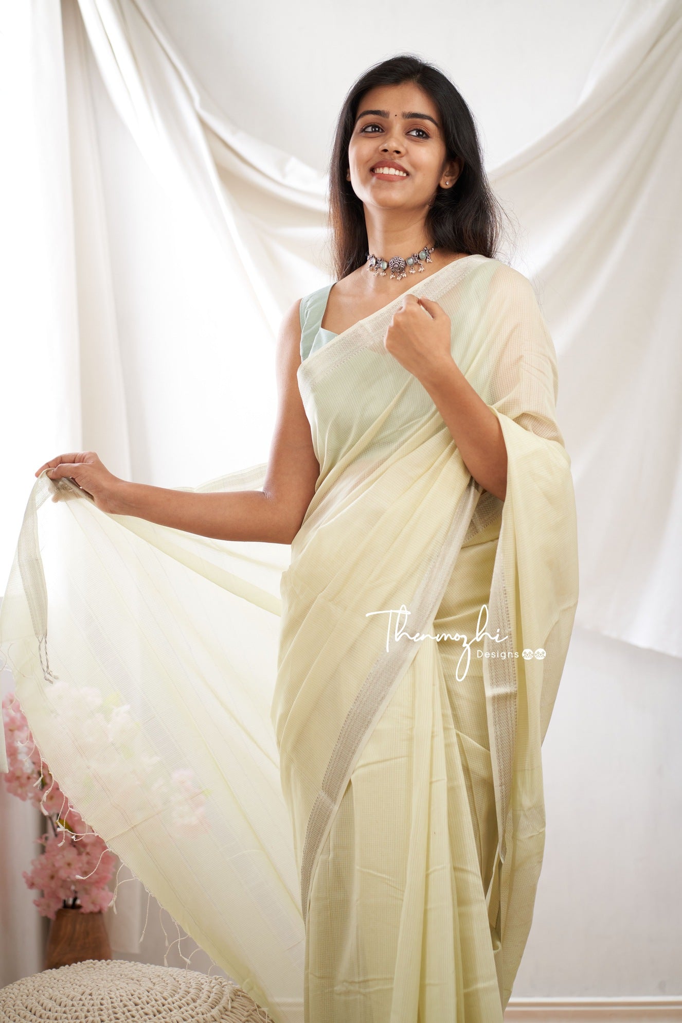 Green Delight Maheshwari Silk Handloom Cotton Saree