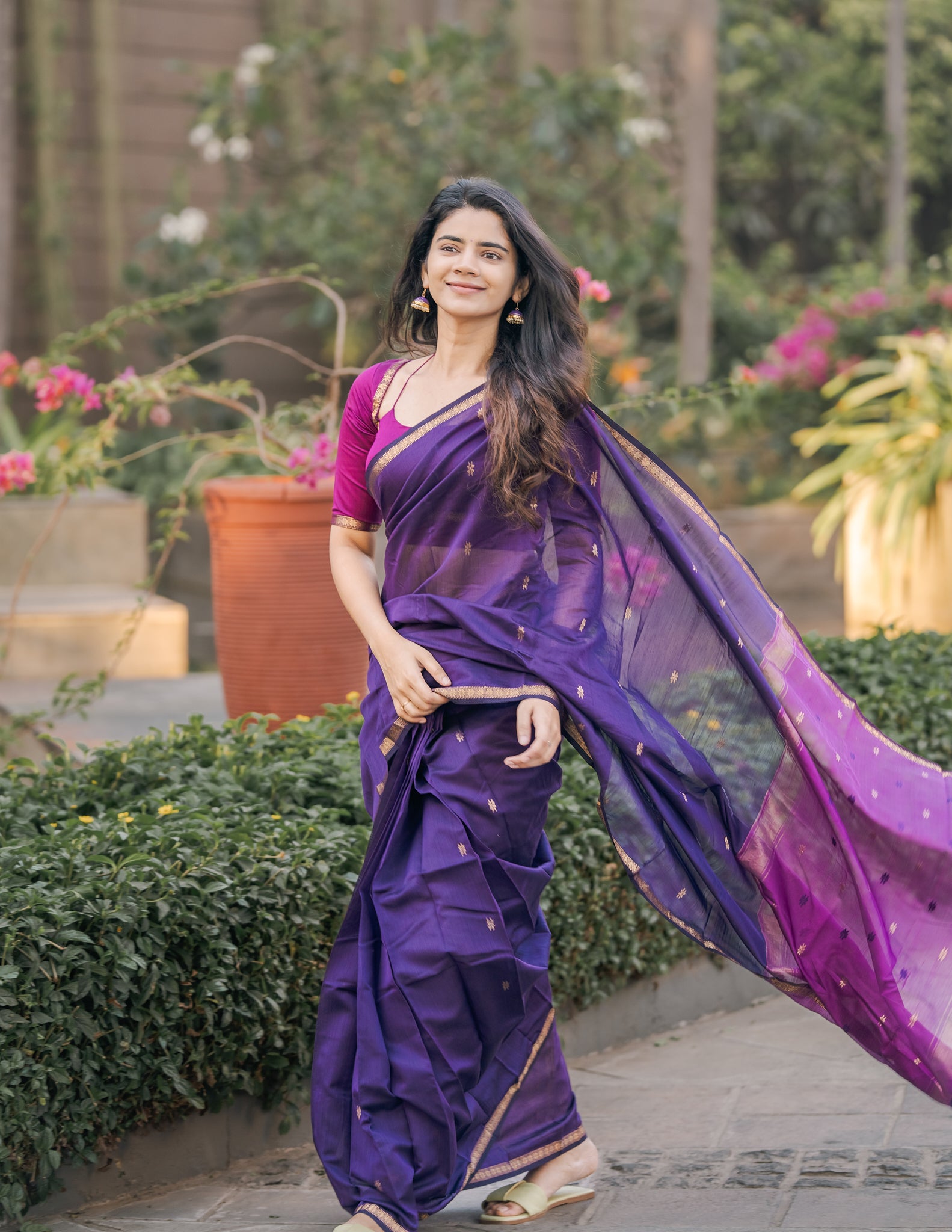 Soundariya Nanjundan Ethnic Purple Maheshwari Silk Cotton Handloom Saree