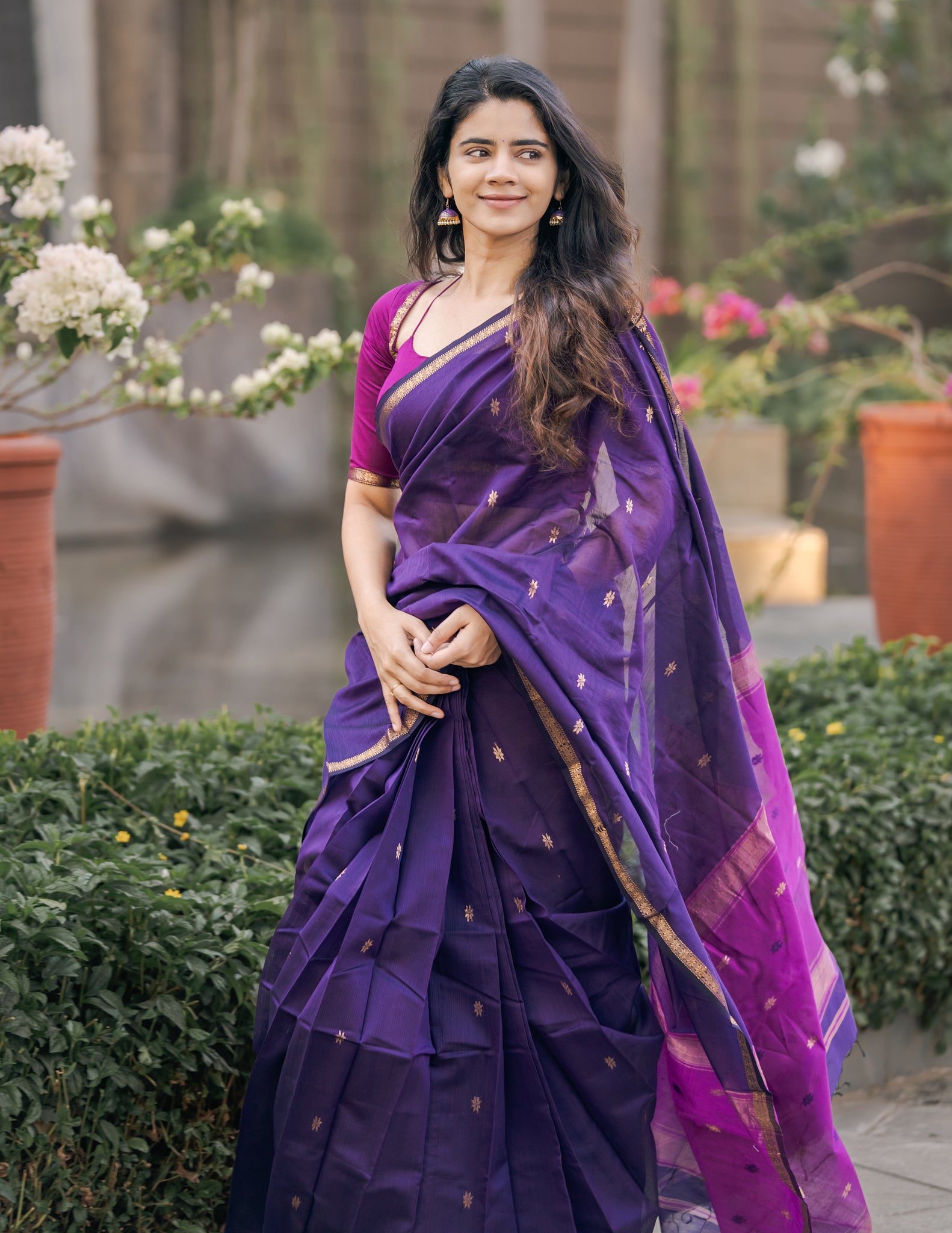 Soundariya Nanjundan Ethnic Purple Maheshwari Silk Cotton Handloom Saree