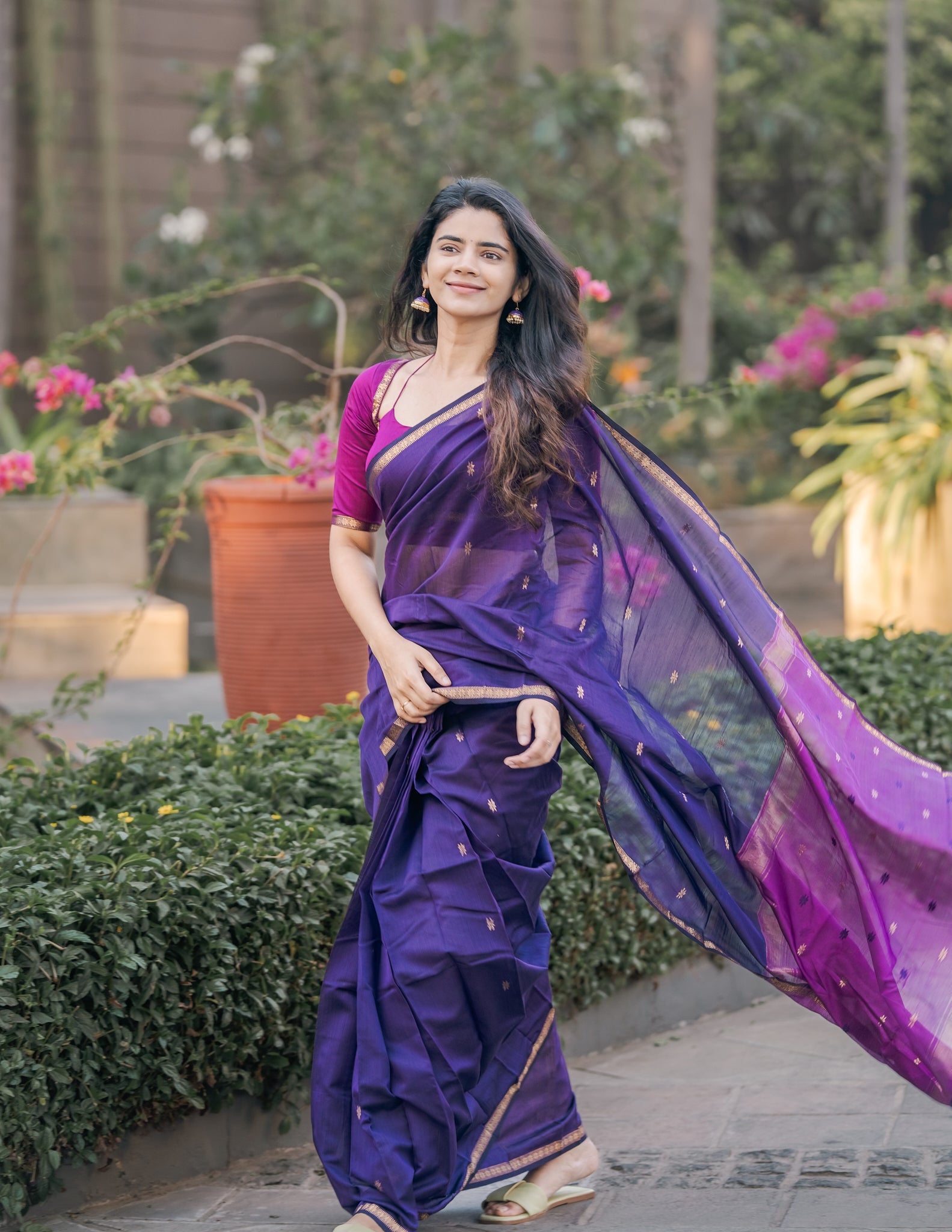 Soundariya Nanjundan Ethnic Purple Maheshwari Silk Cotton Handloom Saree