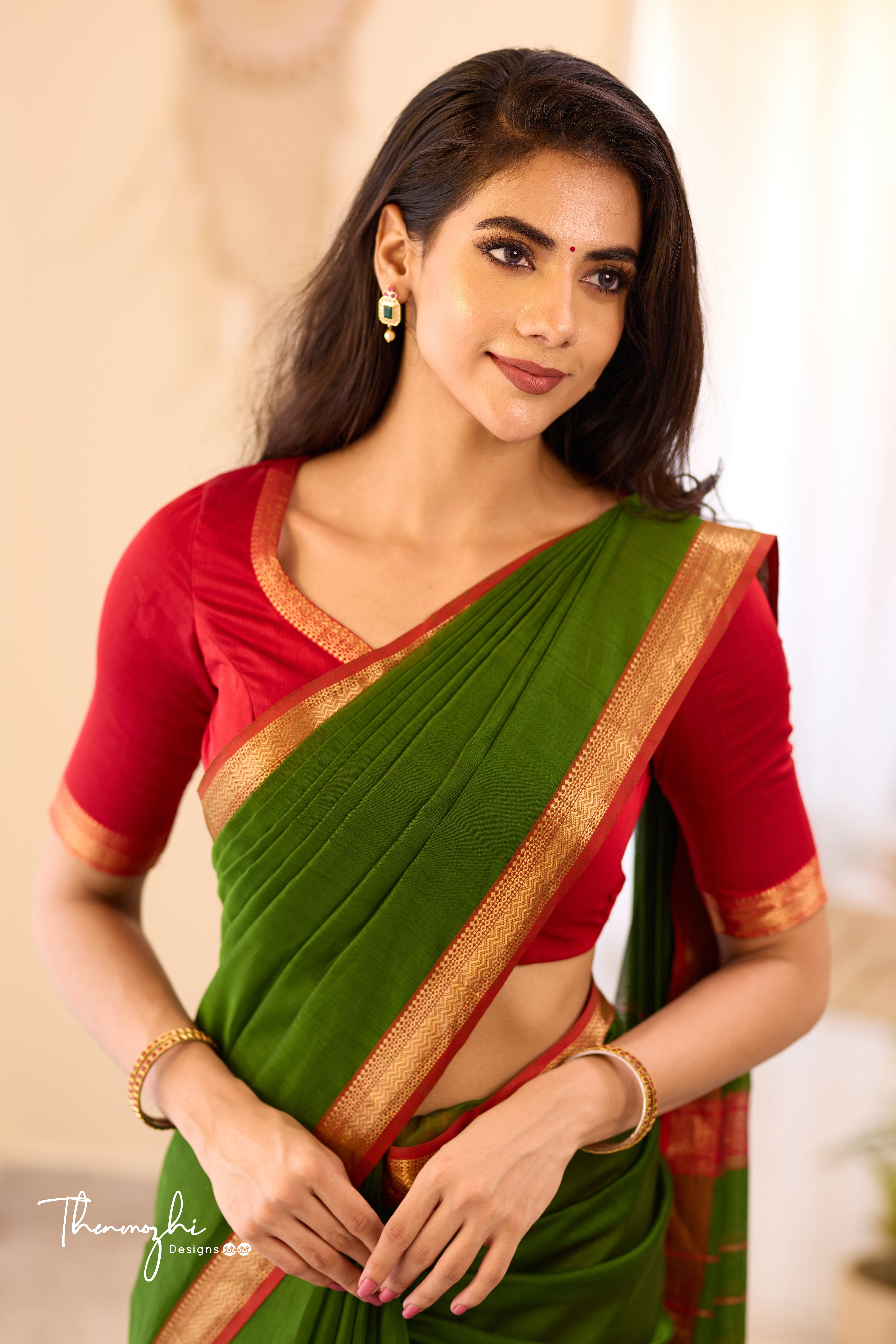 Green Maheshwari Silk Cotton with Red Small Border