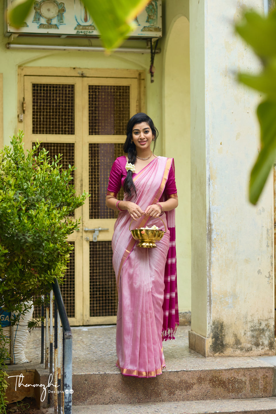 Light Pink and Dark Pink Handwoven Mangalagiri Semi Silk Cotton Saree