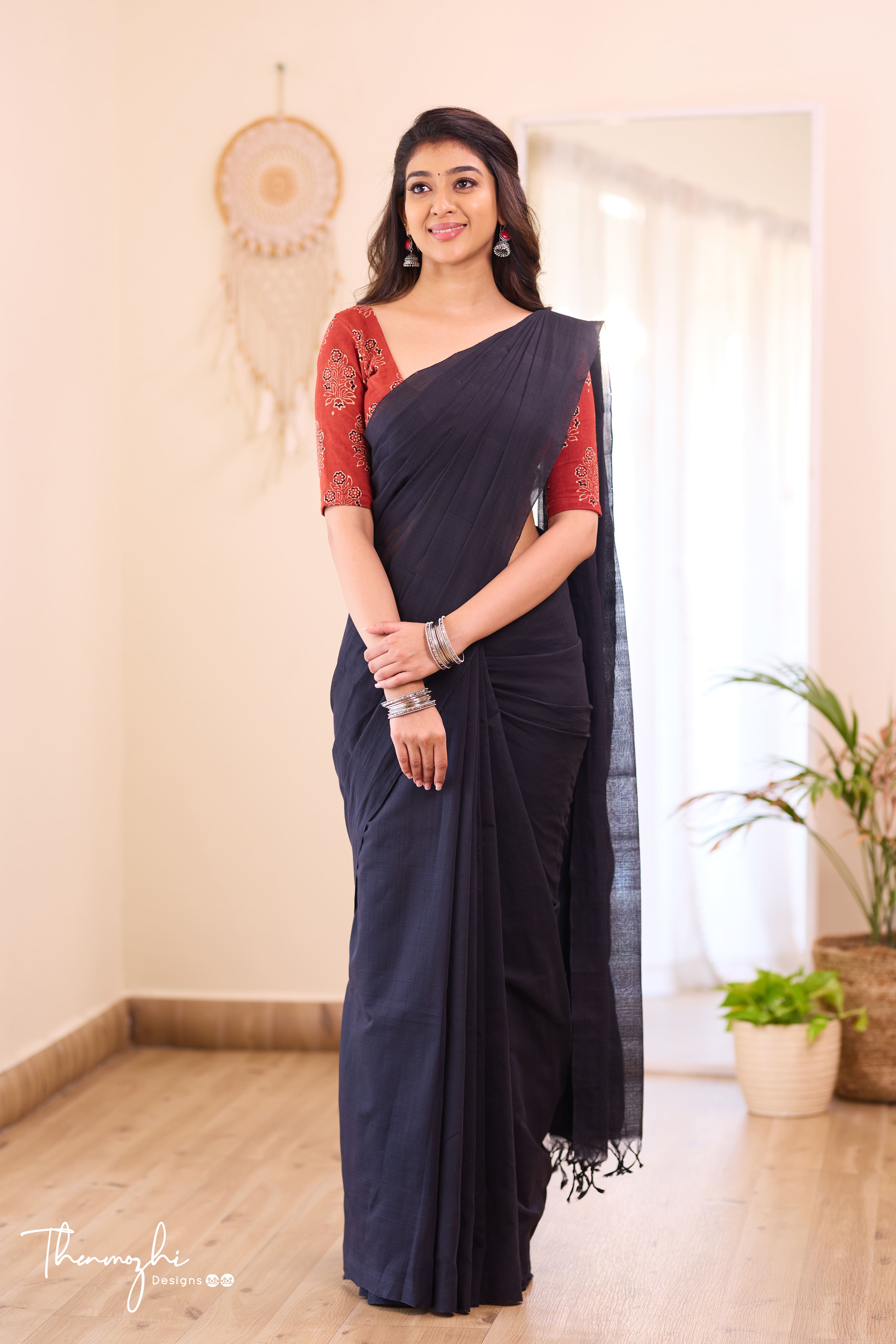 Dazzling Black - Black Mangalagiri Plain Cotton Saree