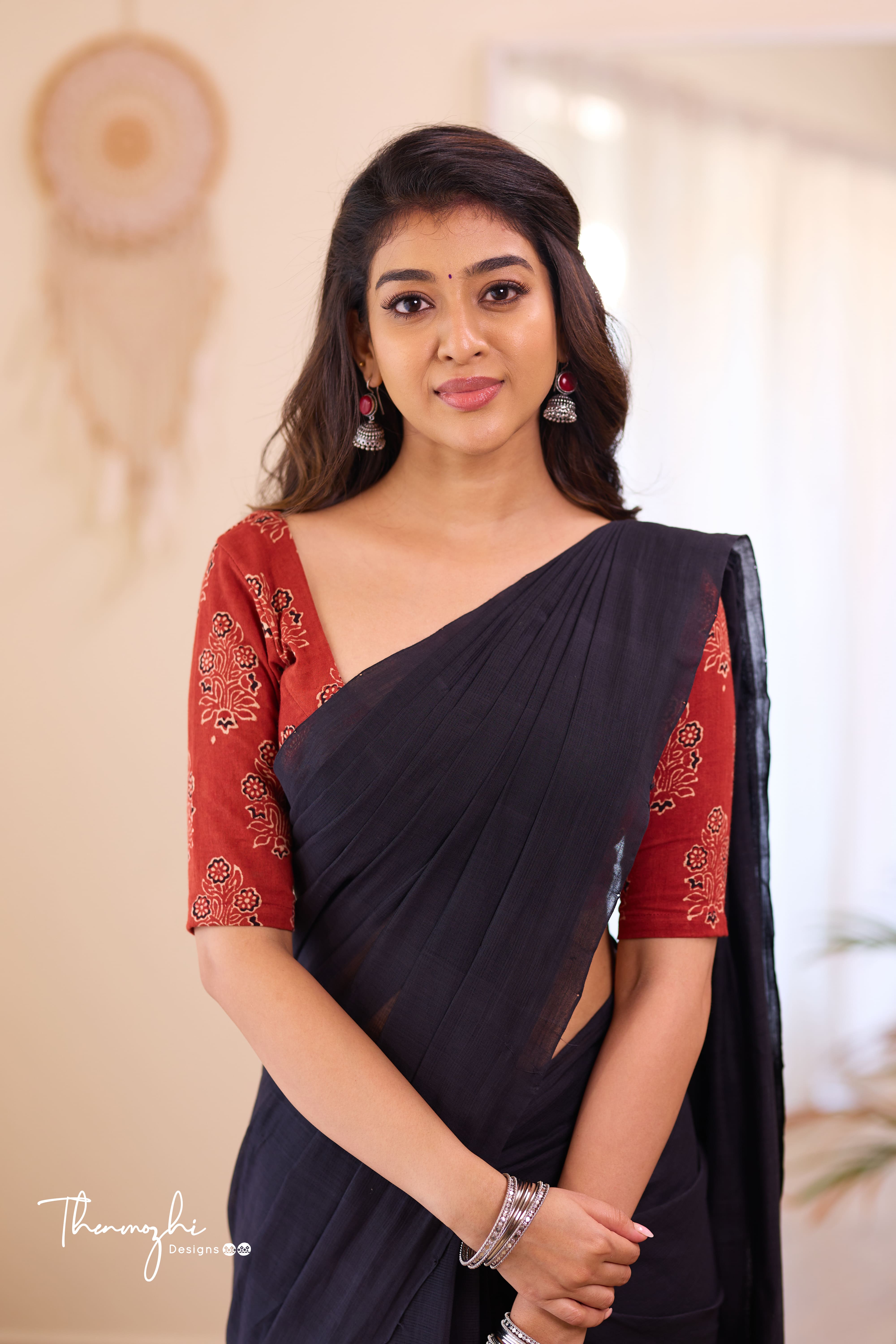 Dazzling Black - Black Mangalagiri Plain Cotton Saree