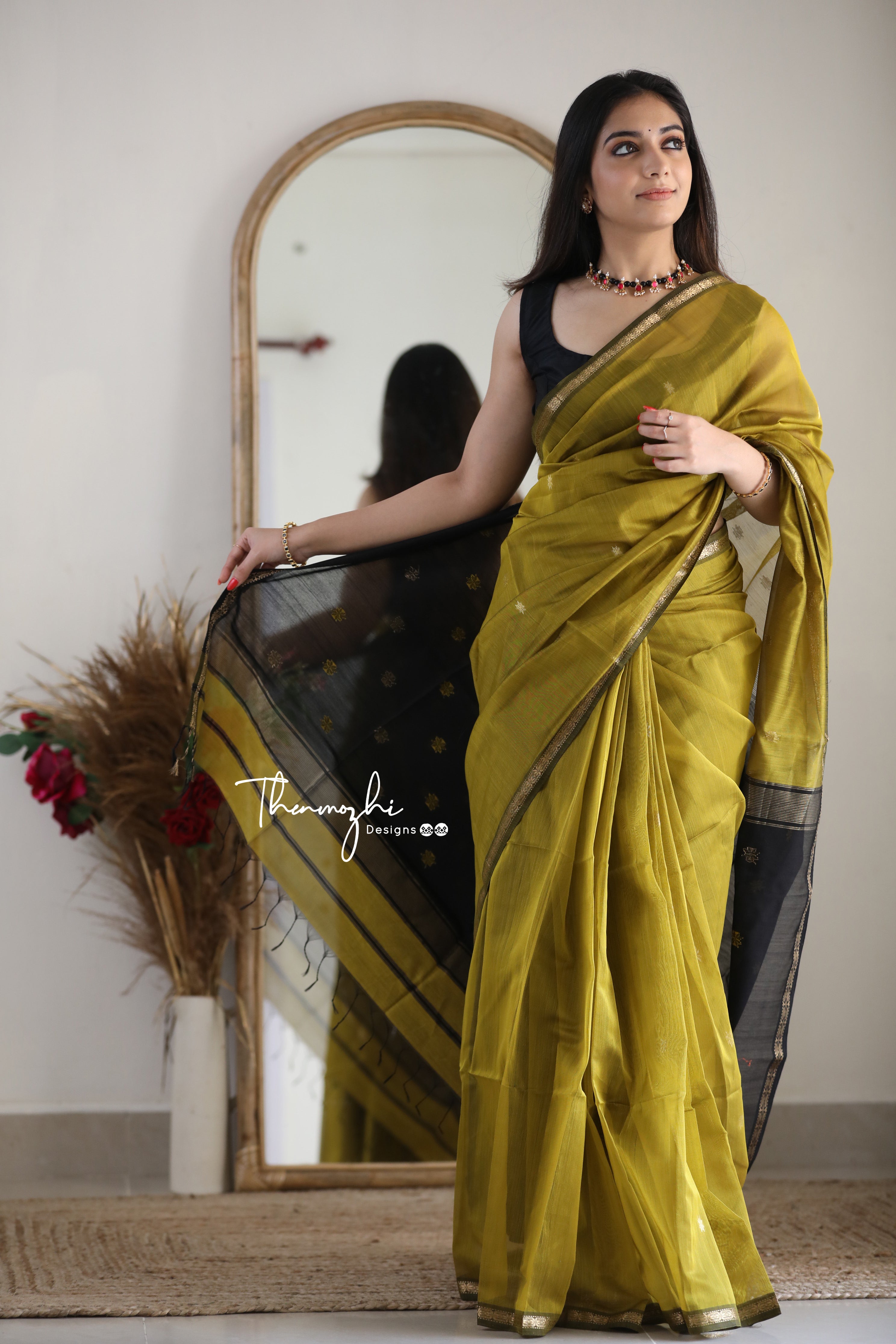 Olive Green Maheshwari Silk Handloom Cotton Saree
