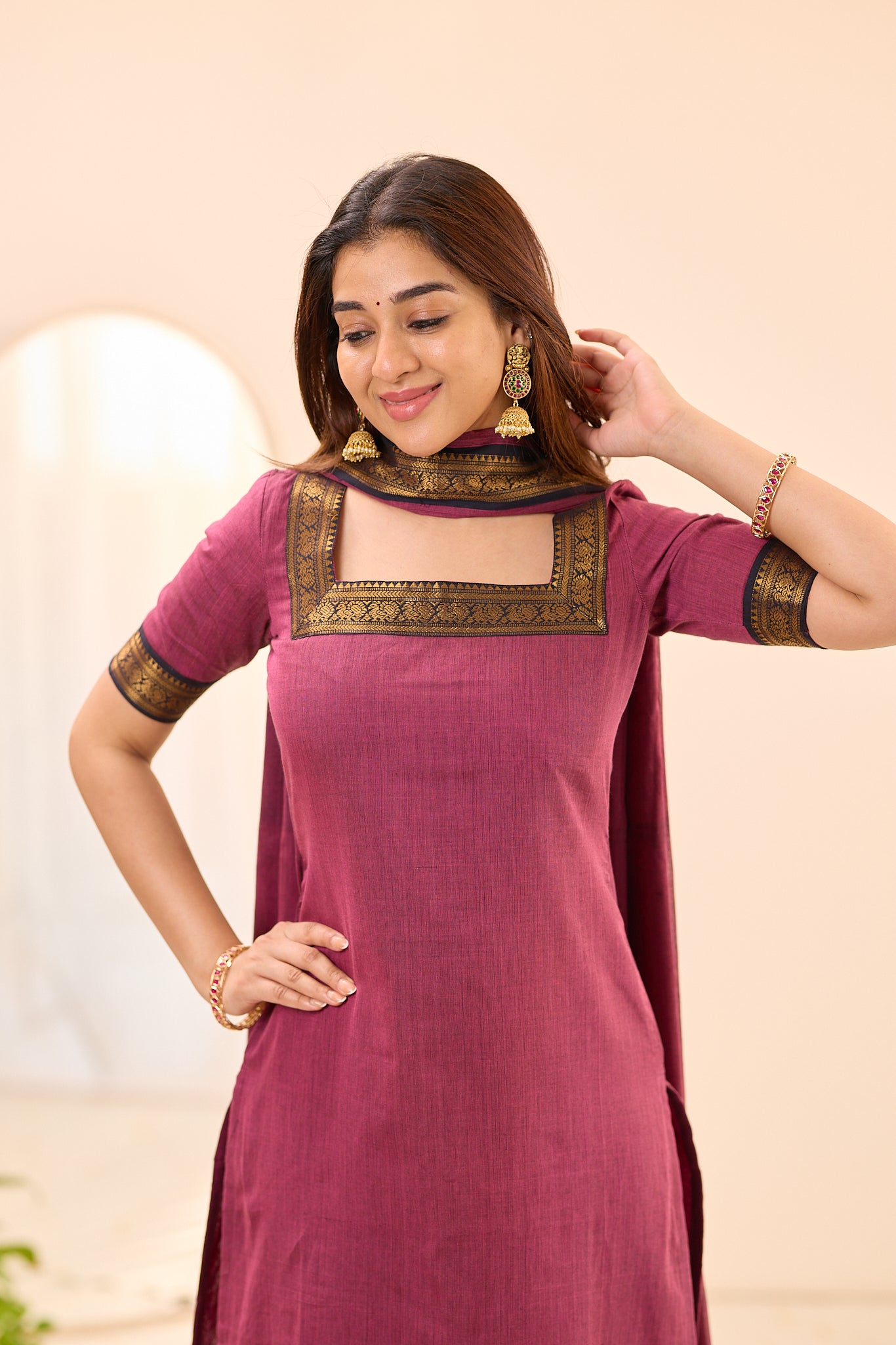 Rosewood Mauve with Black Zari Border Chettinad Cotton Top and Dupatta