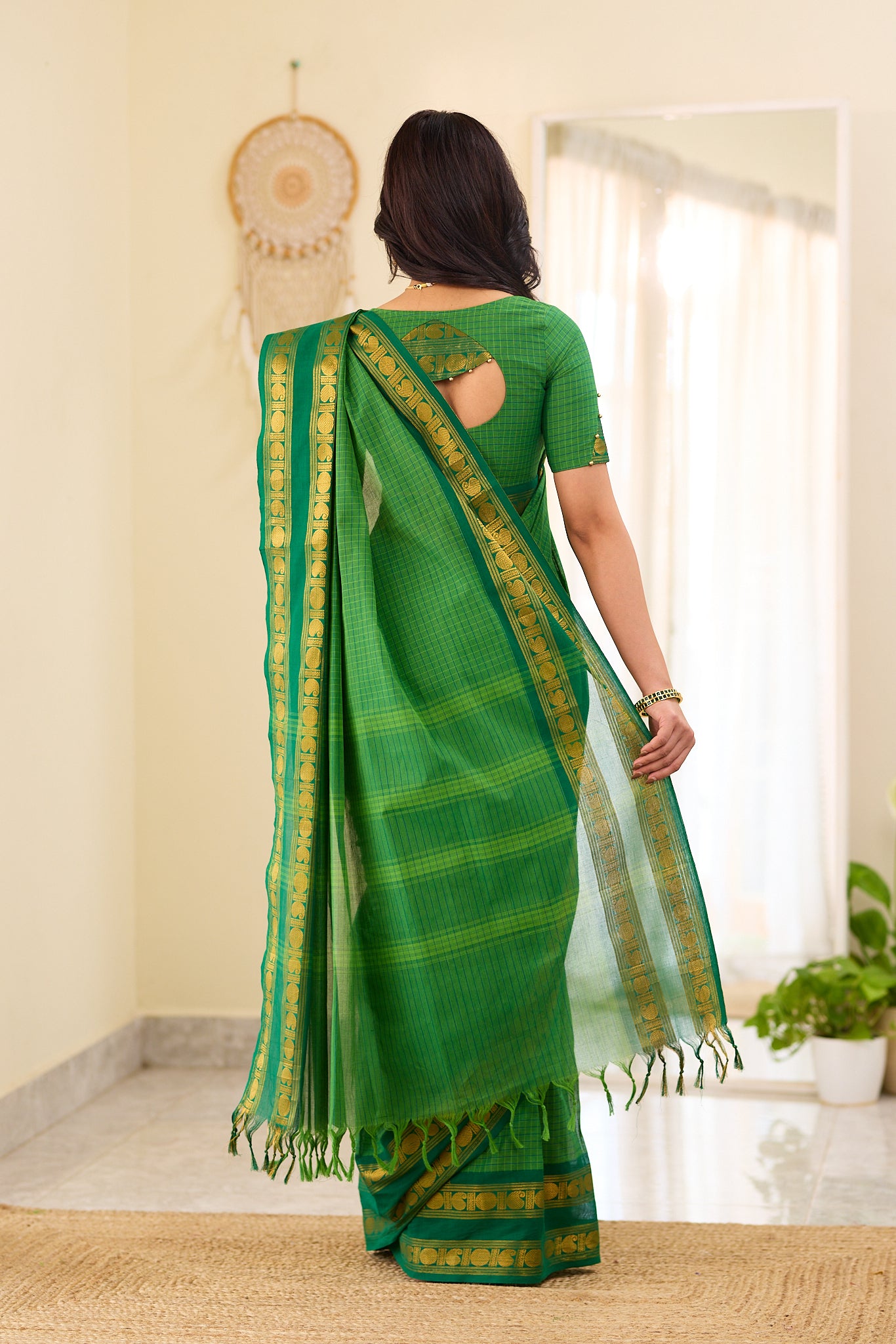 Royal Bottle Green Checked Chettinad Cotton Saree